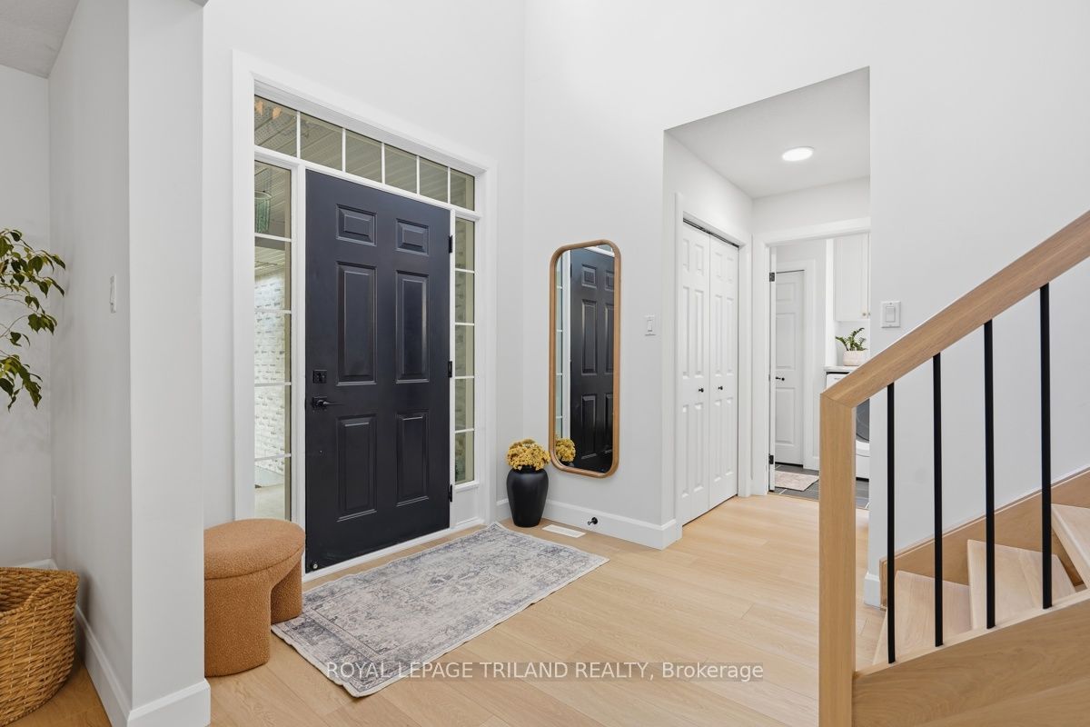 921 Guildwood Boulevard Property Photo 6