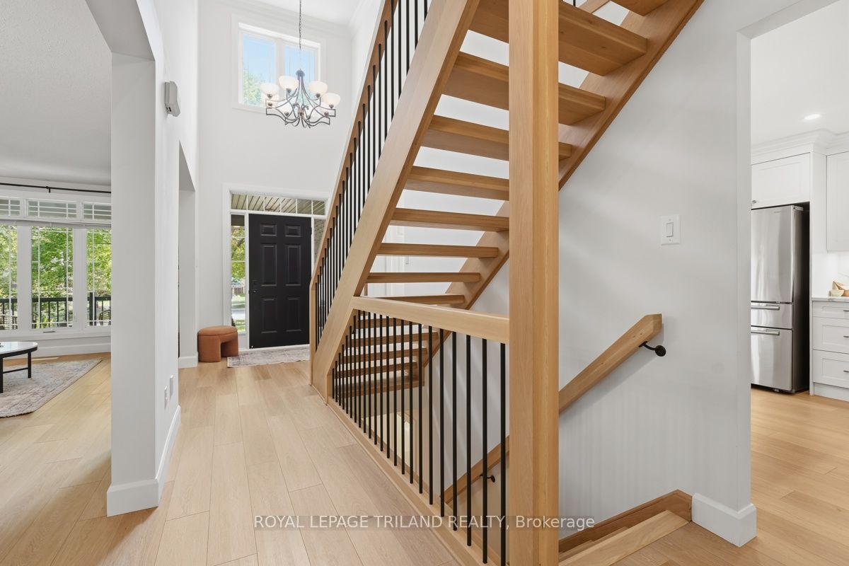 921 Guildwood Boulevard Property Photo 7