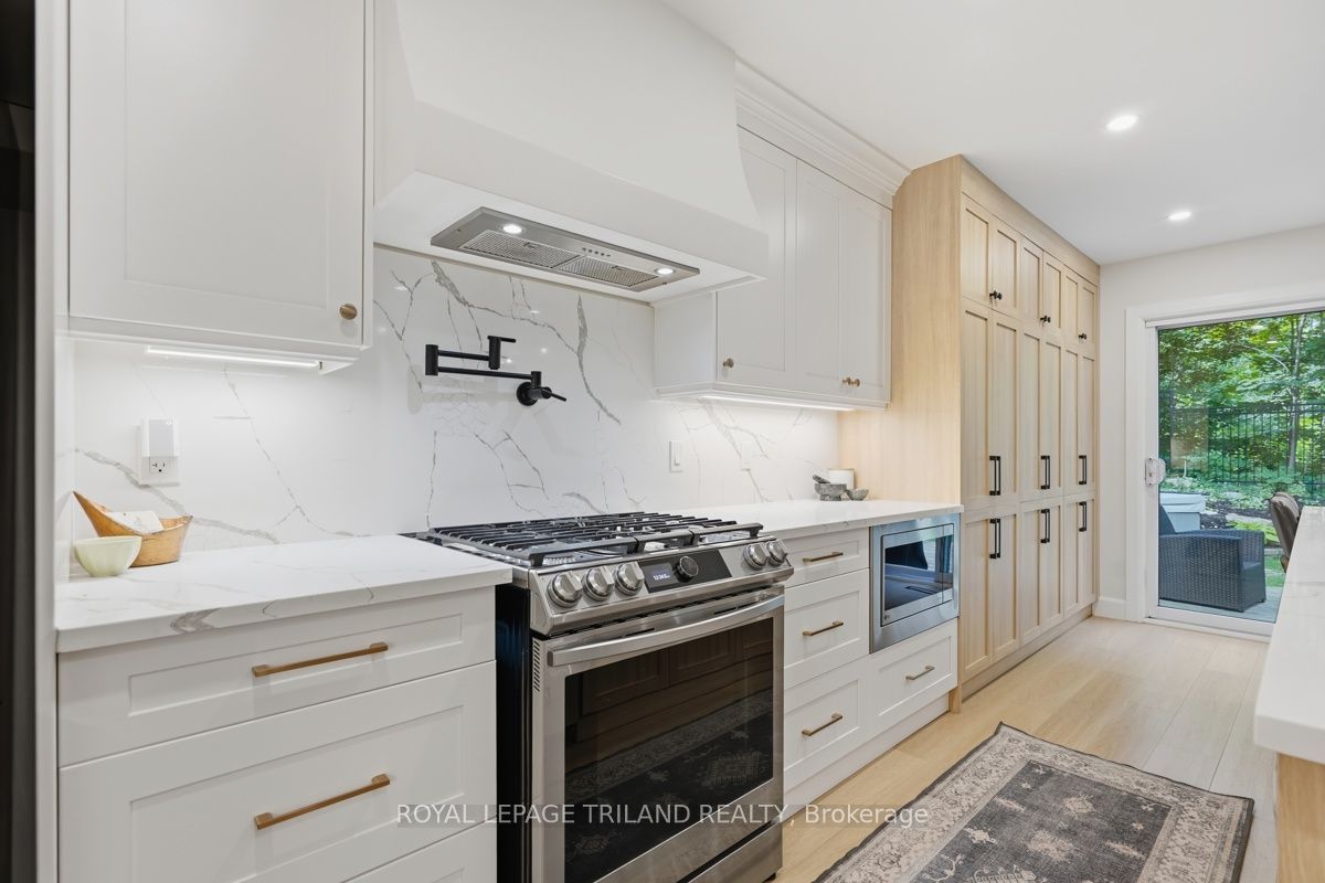 921 Guildwood Boulevard Property Photo 17