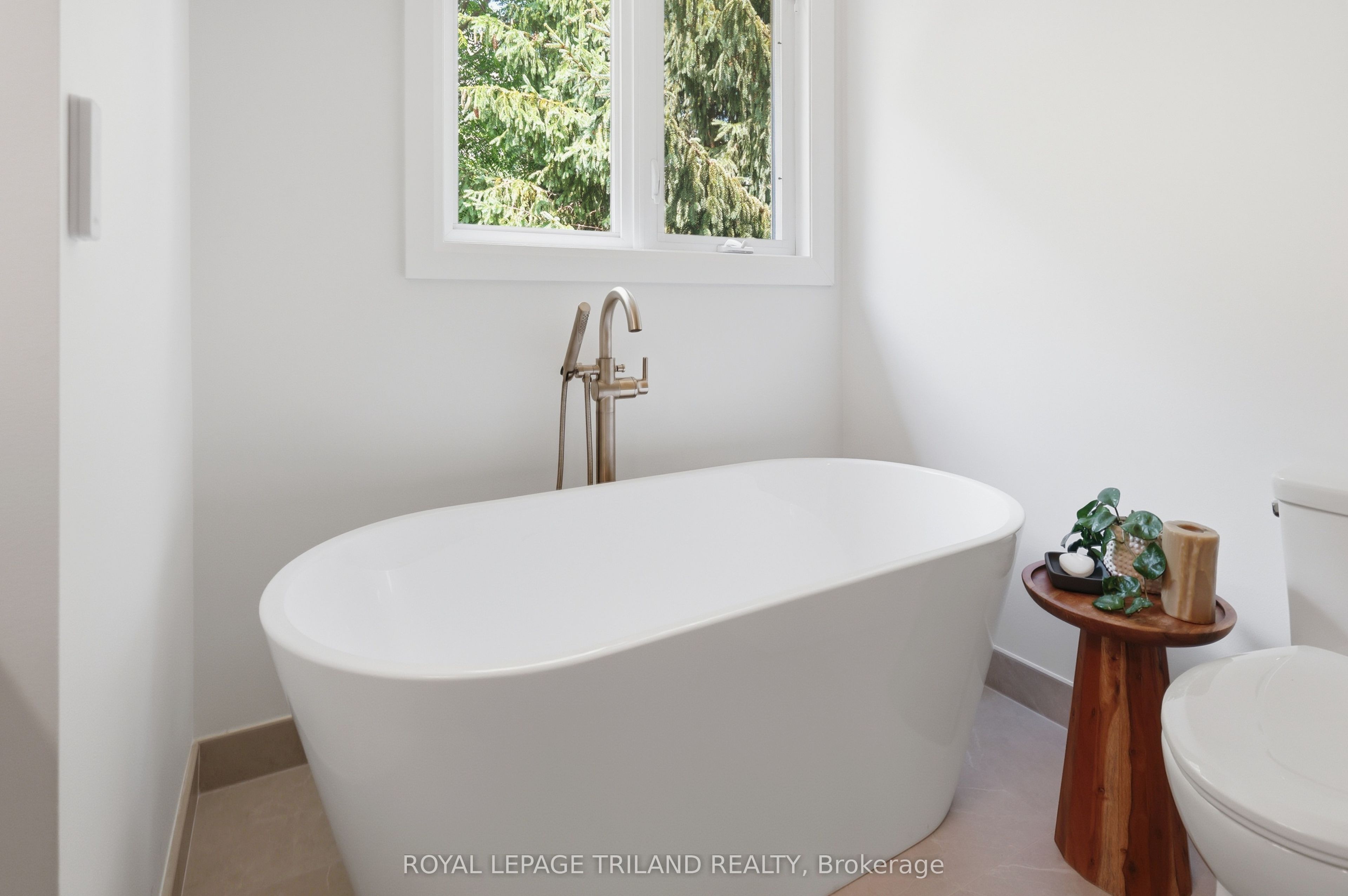921 Guildwood Boulevard Property Photo 29