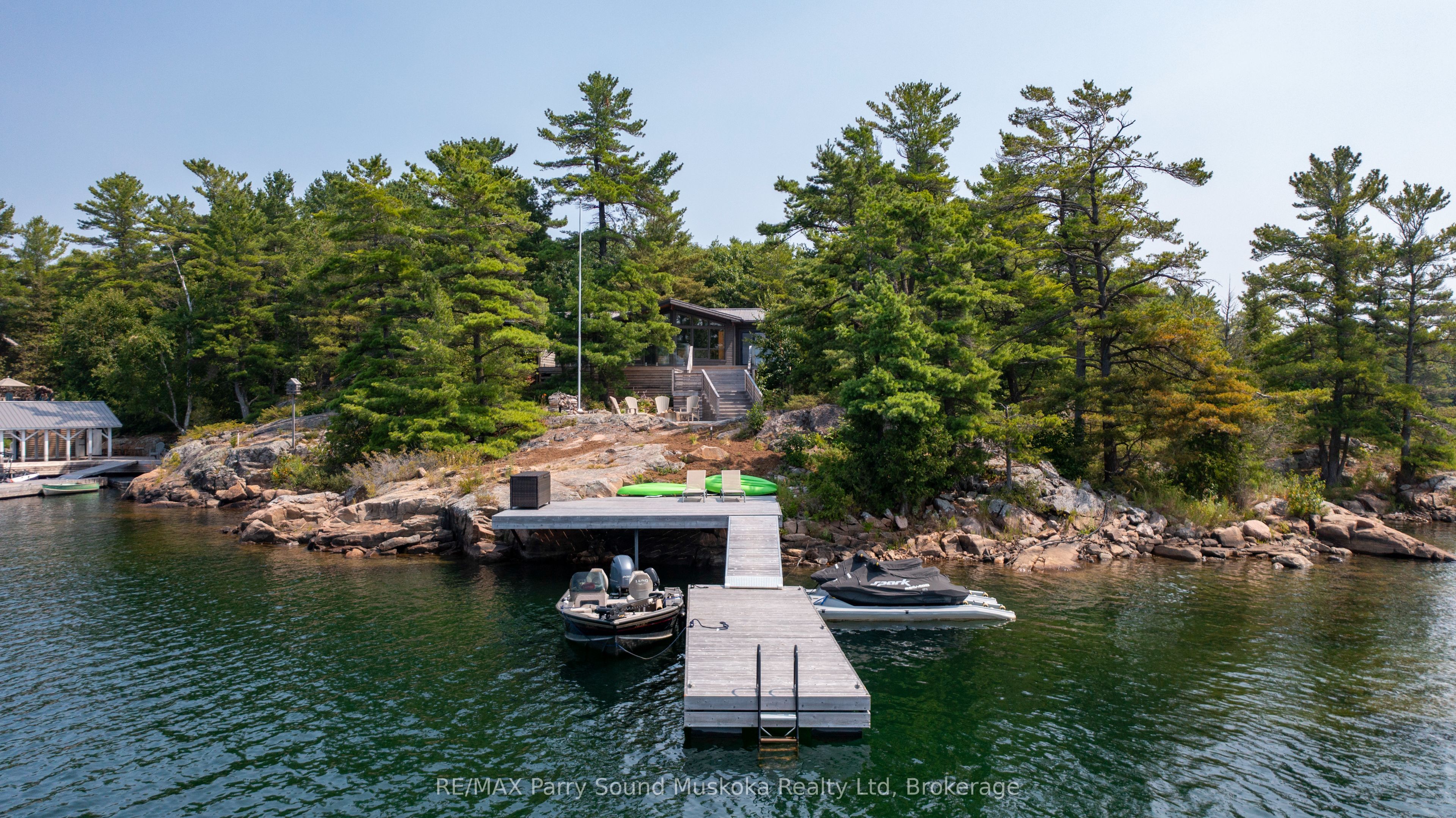 2 A258 Island (lakeside & Blueberry Pt) Property Photo 2