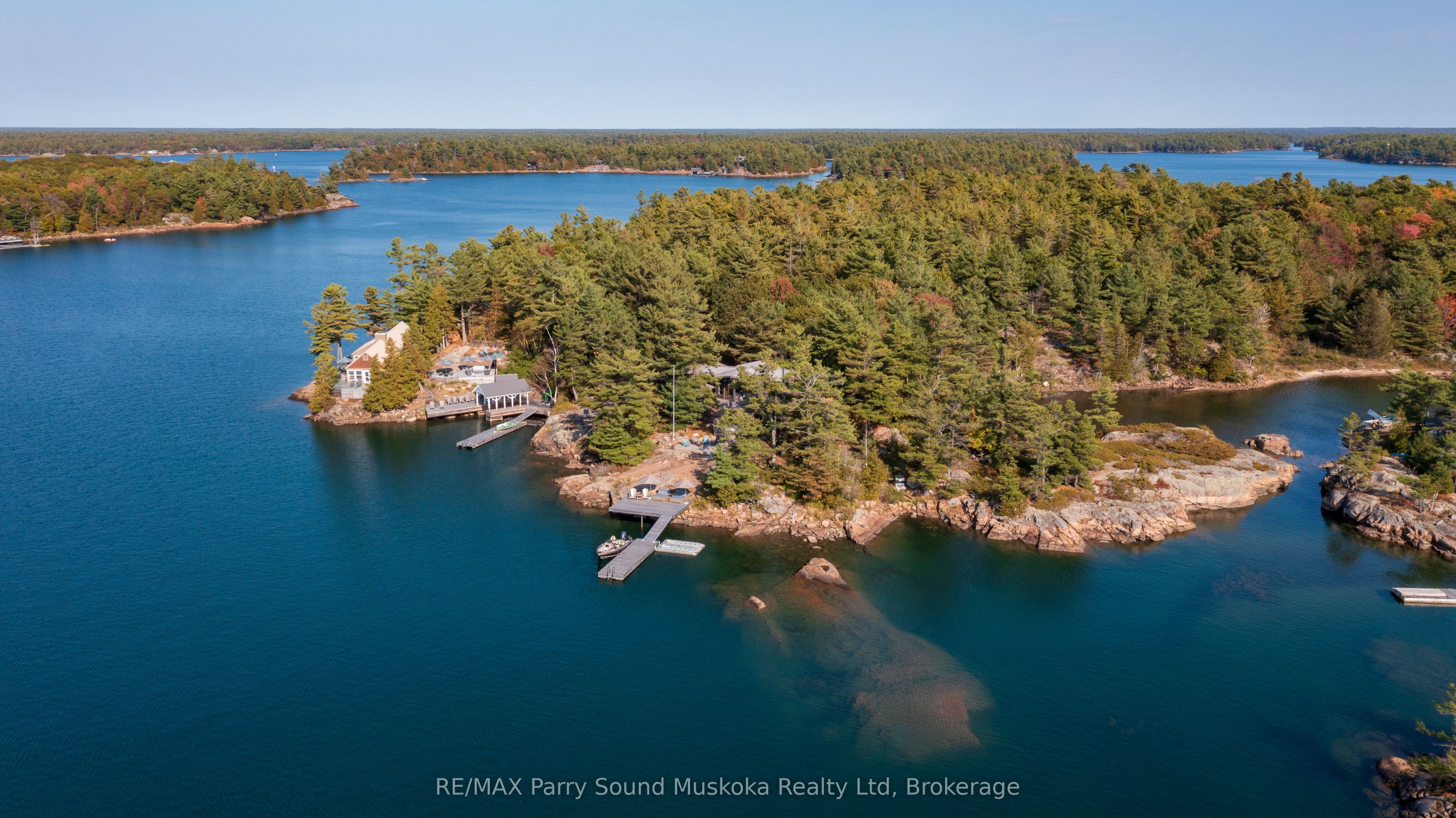 2 A258 Island (lakeside & Blueberry Pt) Property Photo 3