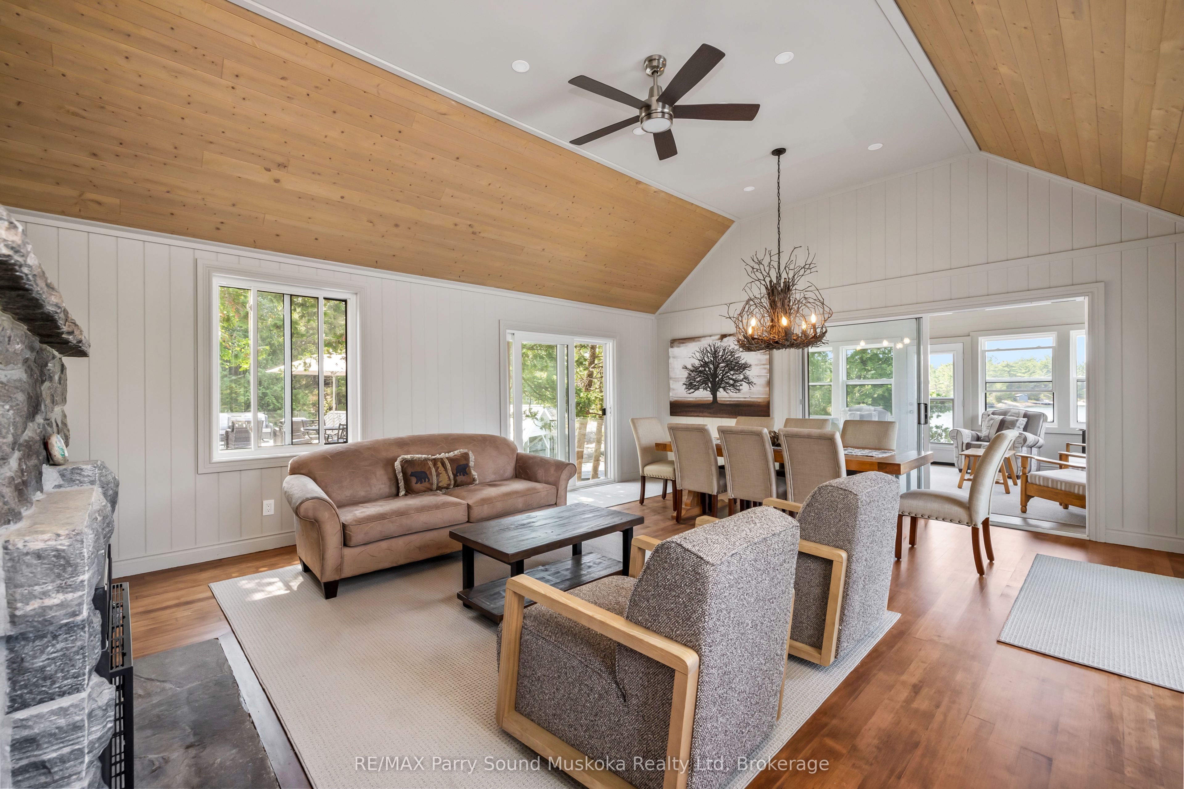 2 A258 Island (lakeside & Blueberry Pt) Property Photo 27
