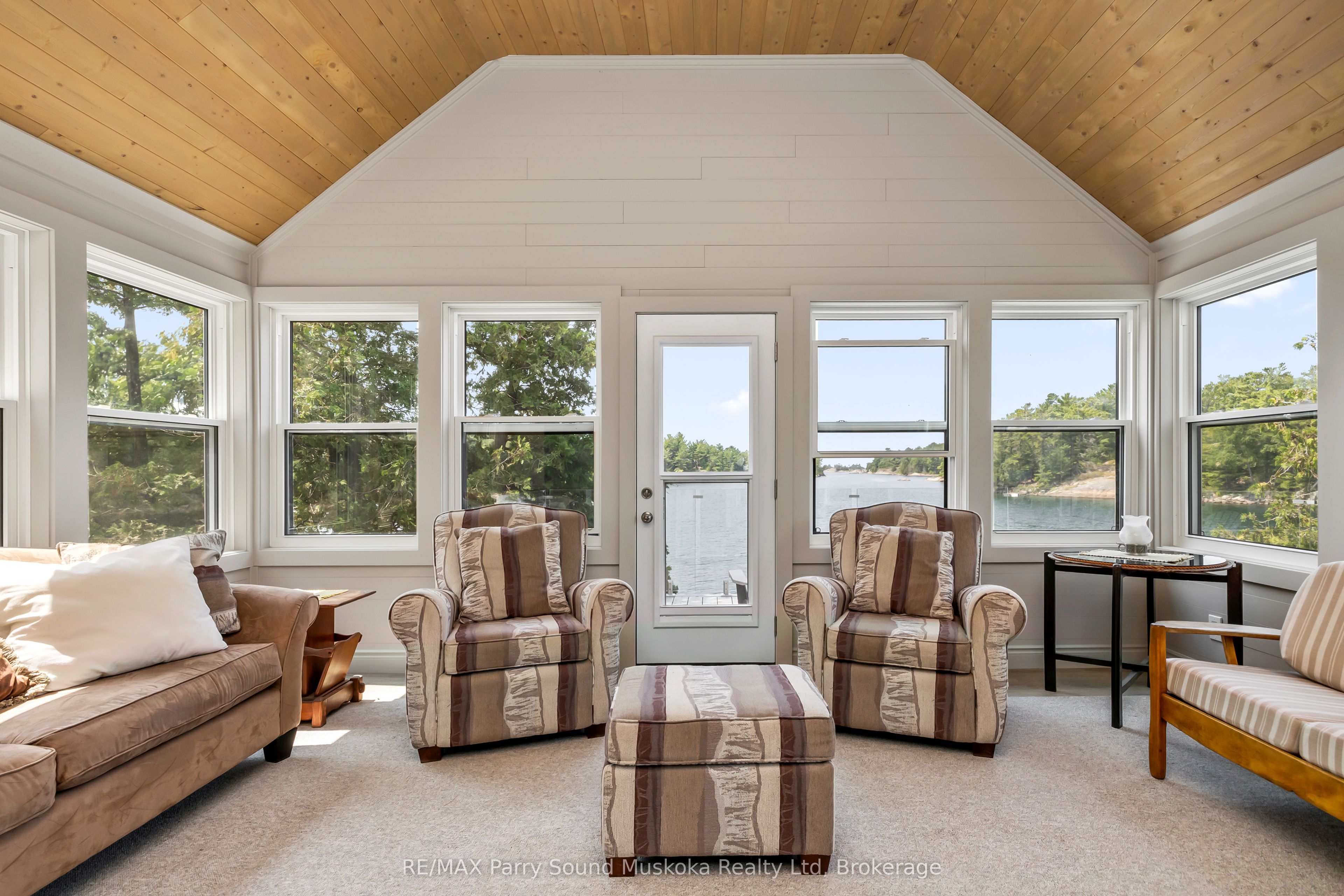 2 A258 Island (lakeside & Blueberry Pt) Property Photo 30
