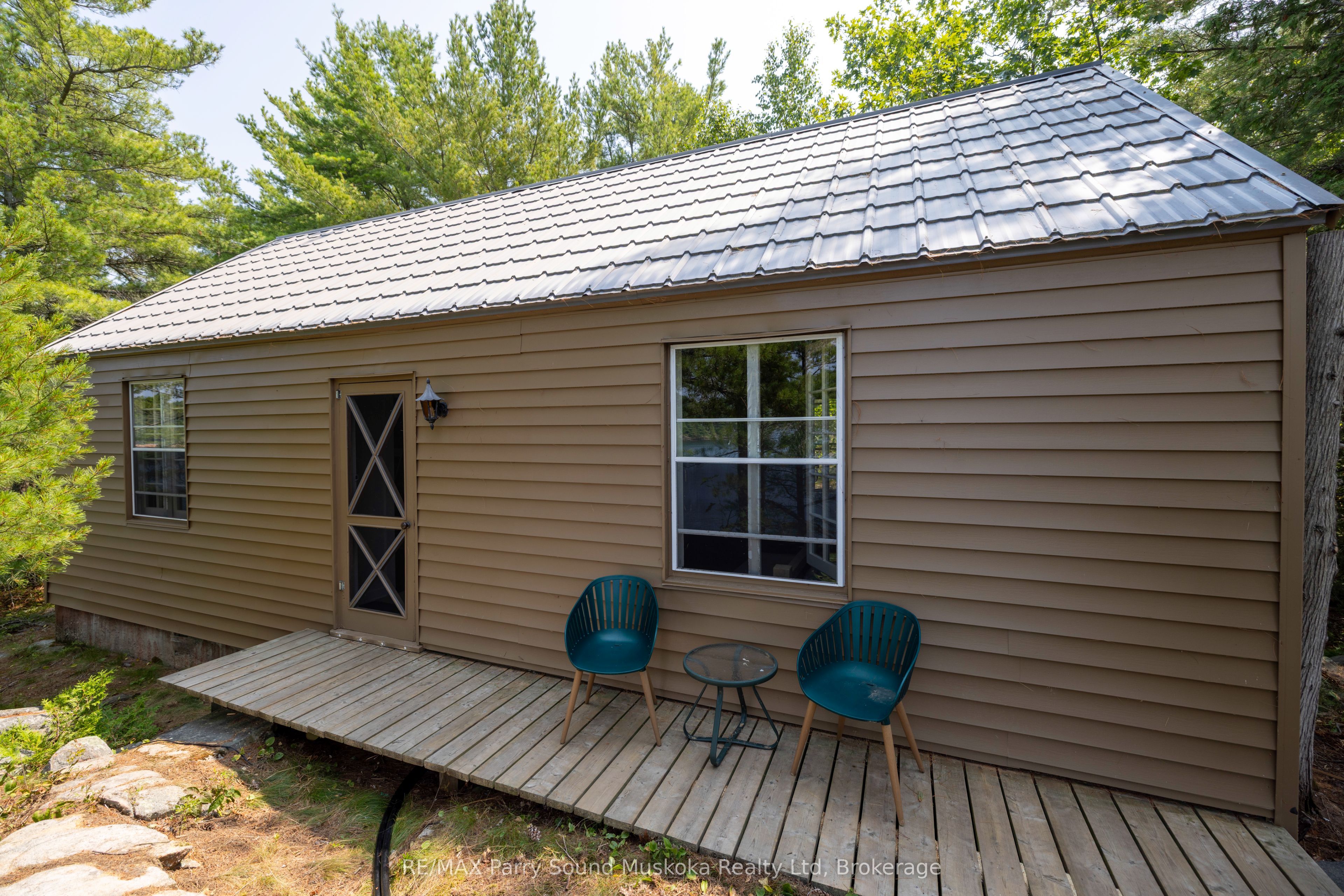 2 A258 Island (lakeside & Blueberry Pt) Property Photo 40