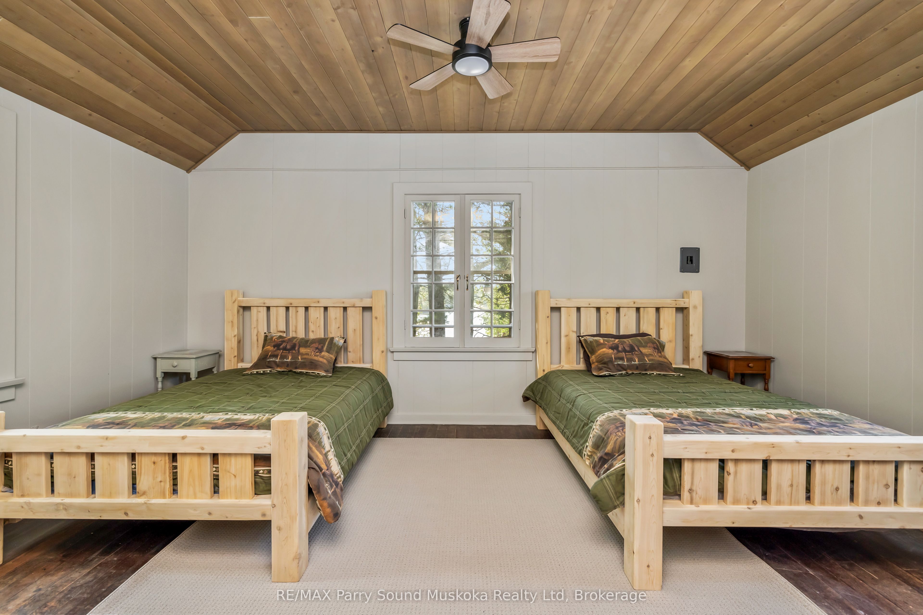 2 A258 Island (lakeside & Blueberry Pt) Property Photo 43