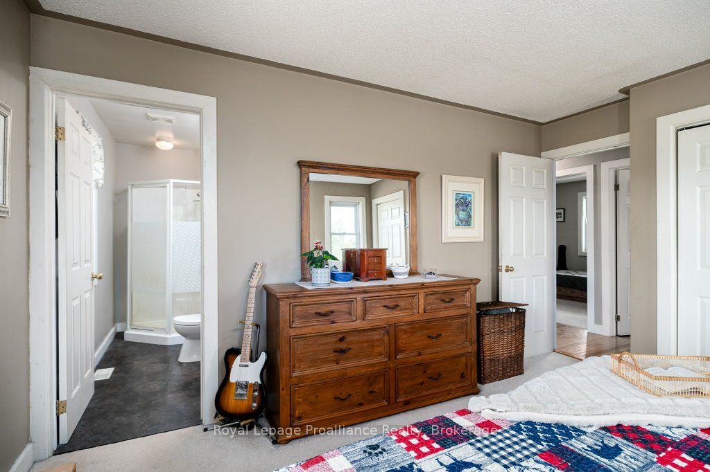 1075 Enright Road Property Photo 23