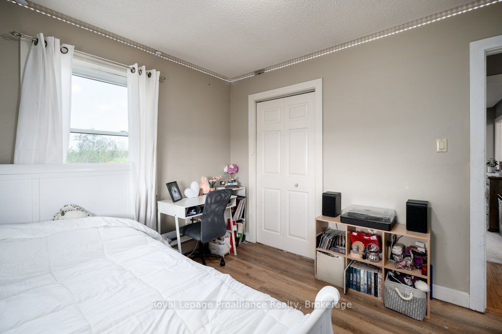 1075 Enright Road Property Photo 26
