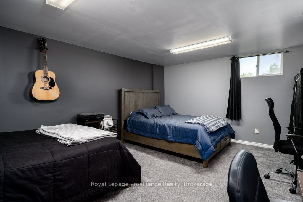 1075 Enright Road Property Photo 30