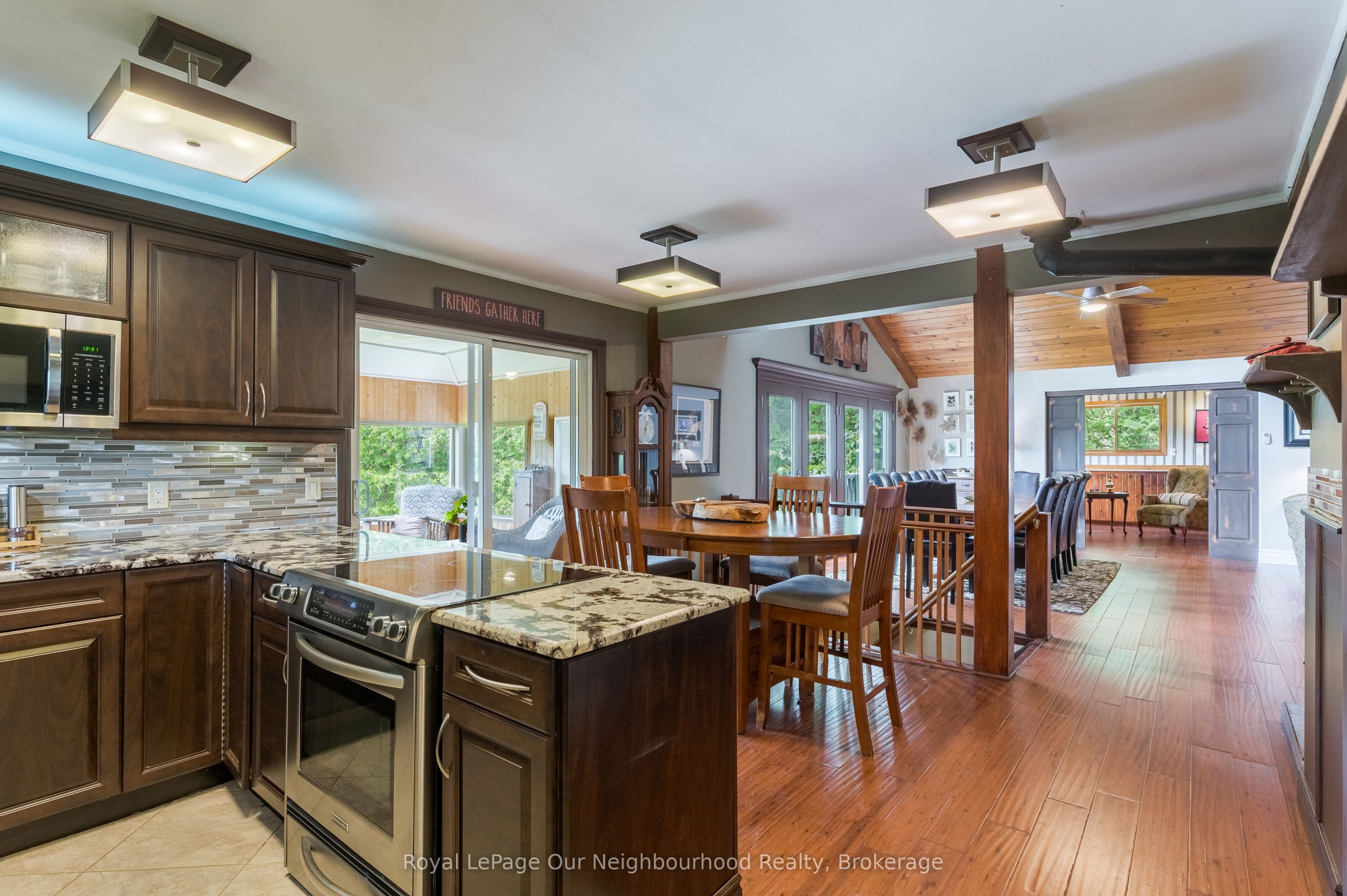 154 Collin Road Property Photo 12