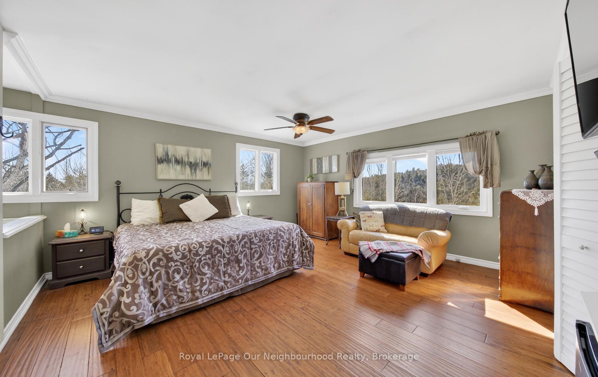 154 Collin Road Property Photo 26