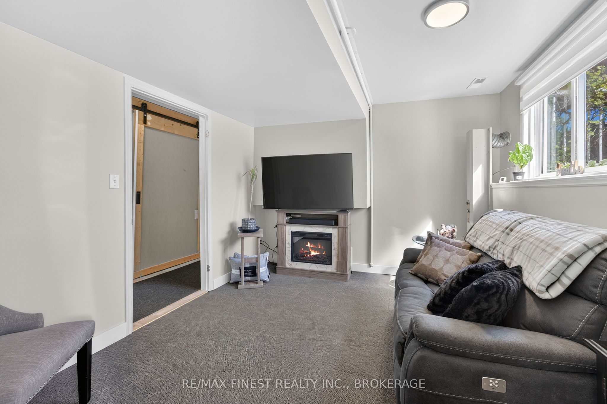 3 Mary Avenue Property Photo 20