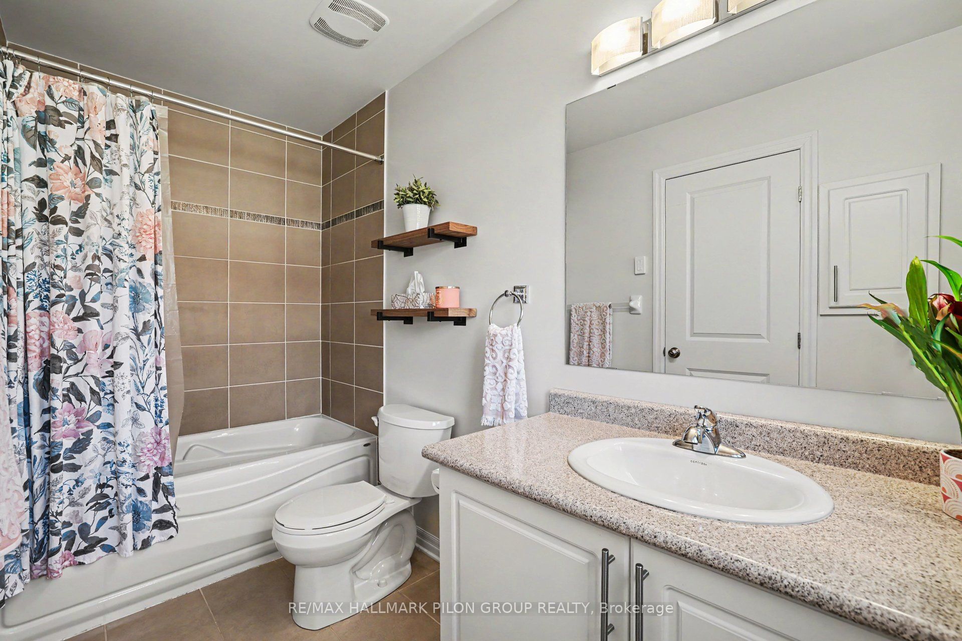 673 Spring Valley Drive Property Photo 19