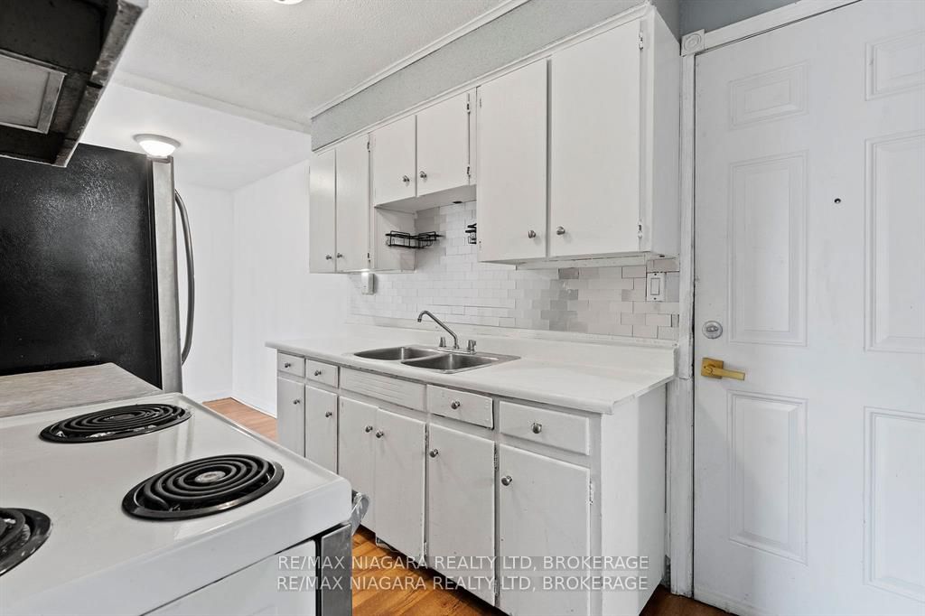 27 Main Street 2 Property Photo 1