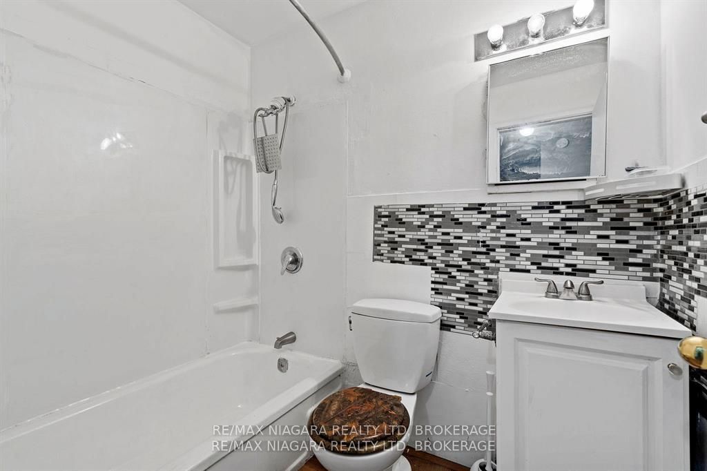 27 Main Street 2 Property Photo 9