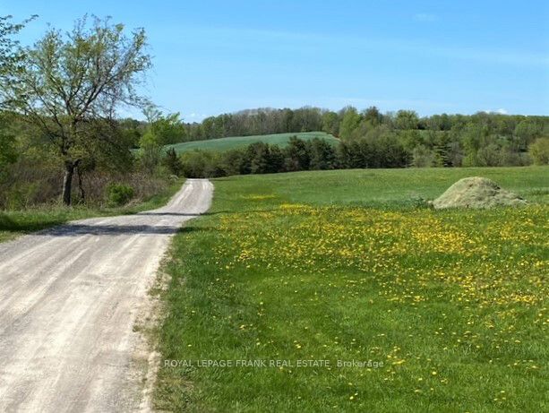 3071 5th Line E Property Photo 46