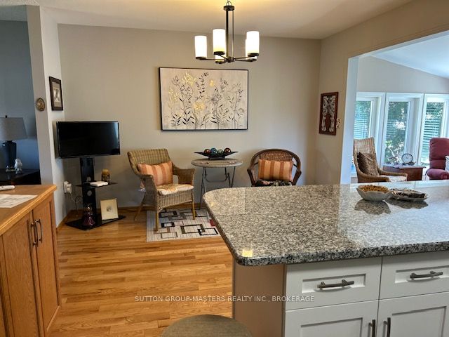 1496 Sydenham Road Property Photo 10