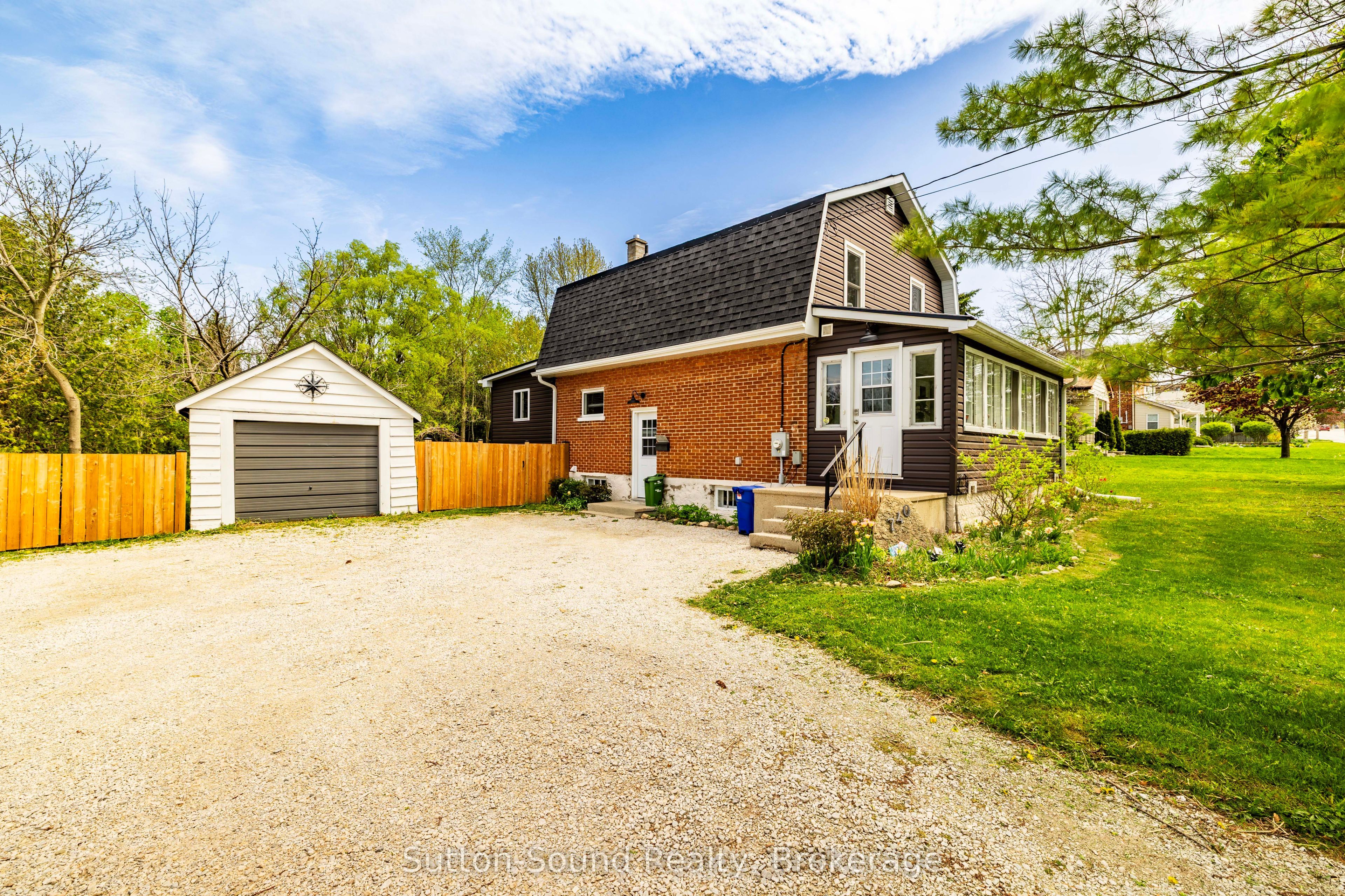 740 6th Street E Property Photo 24