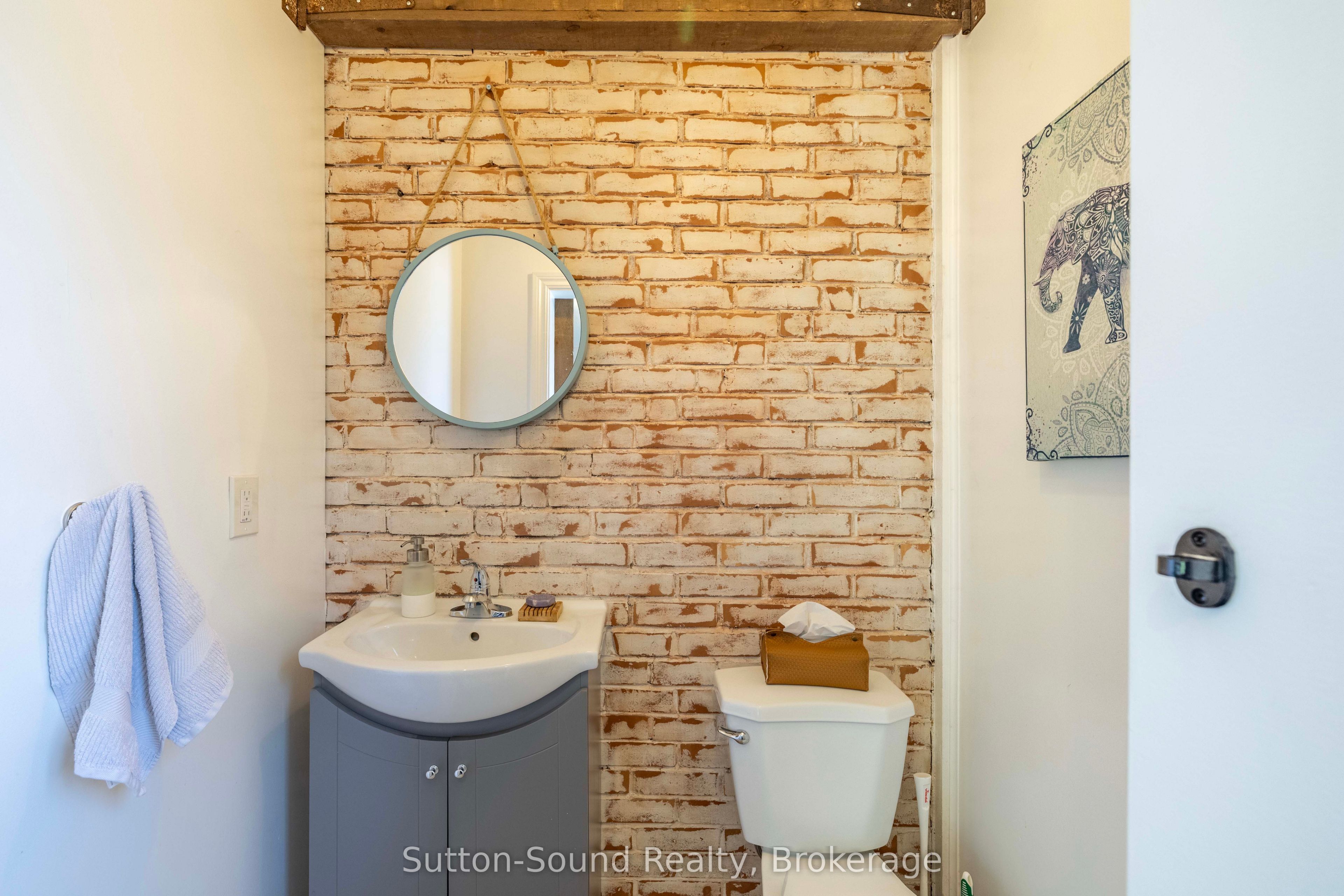 740 6th Street E Property Photo 25