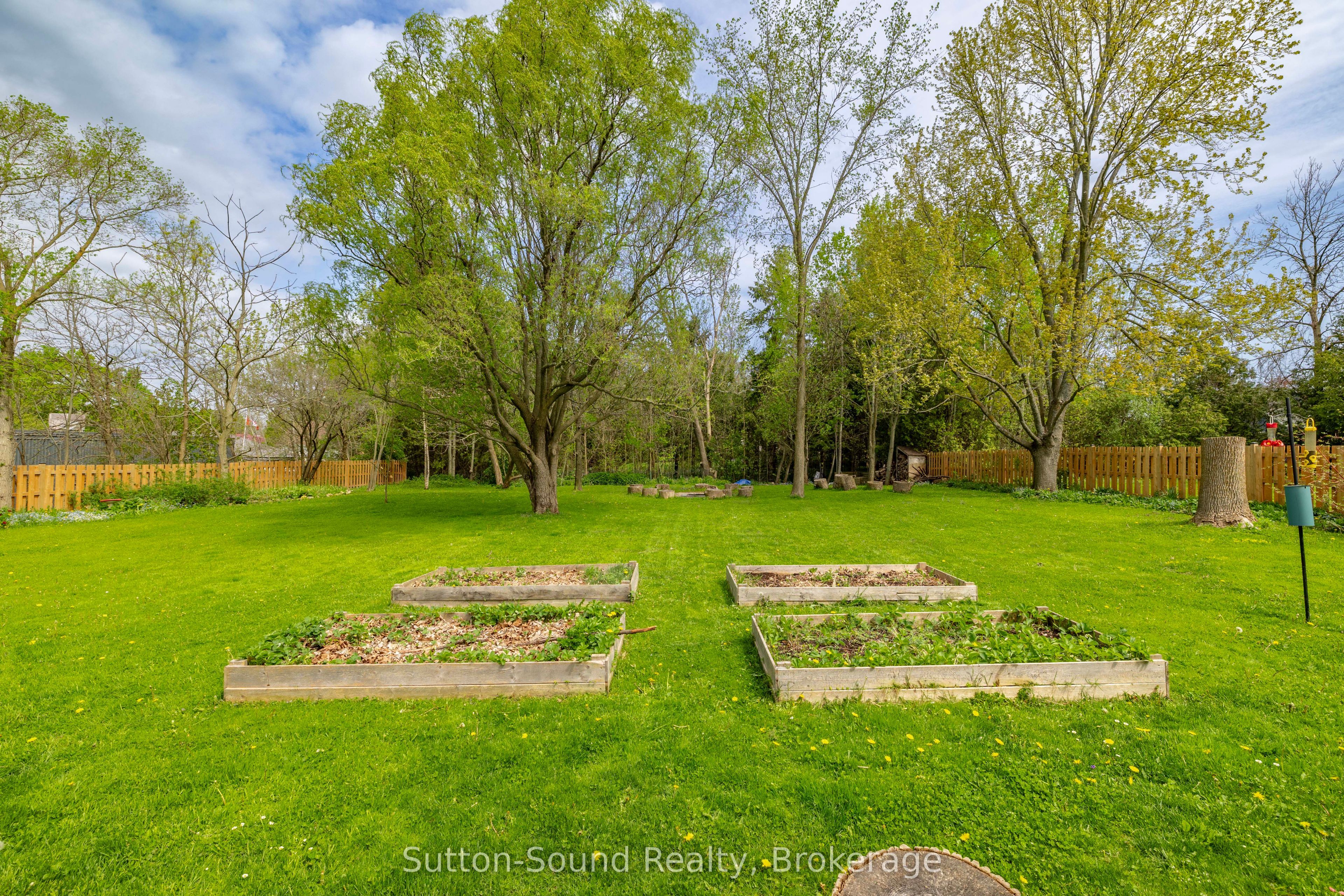 740 6th Street E Property Photo 32