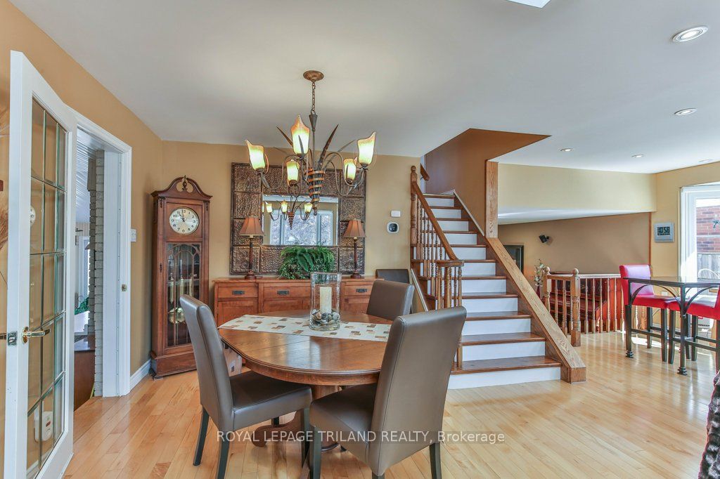 1221 Glenora Drive Property Photo 18