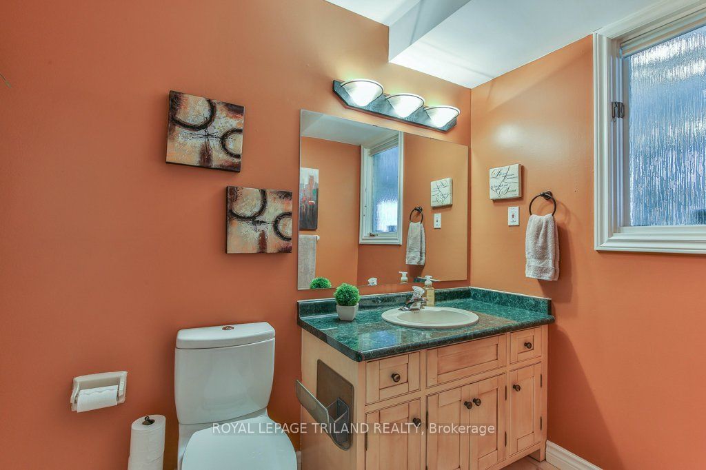 1221 Glenora Drive Property Photo 25