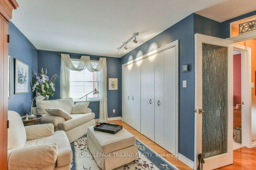 1221 Glenora Drive Property Photo 34