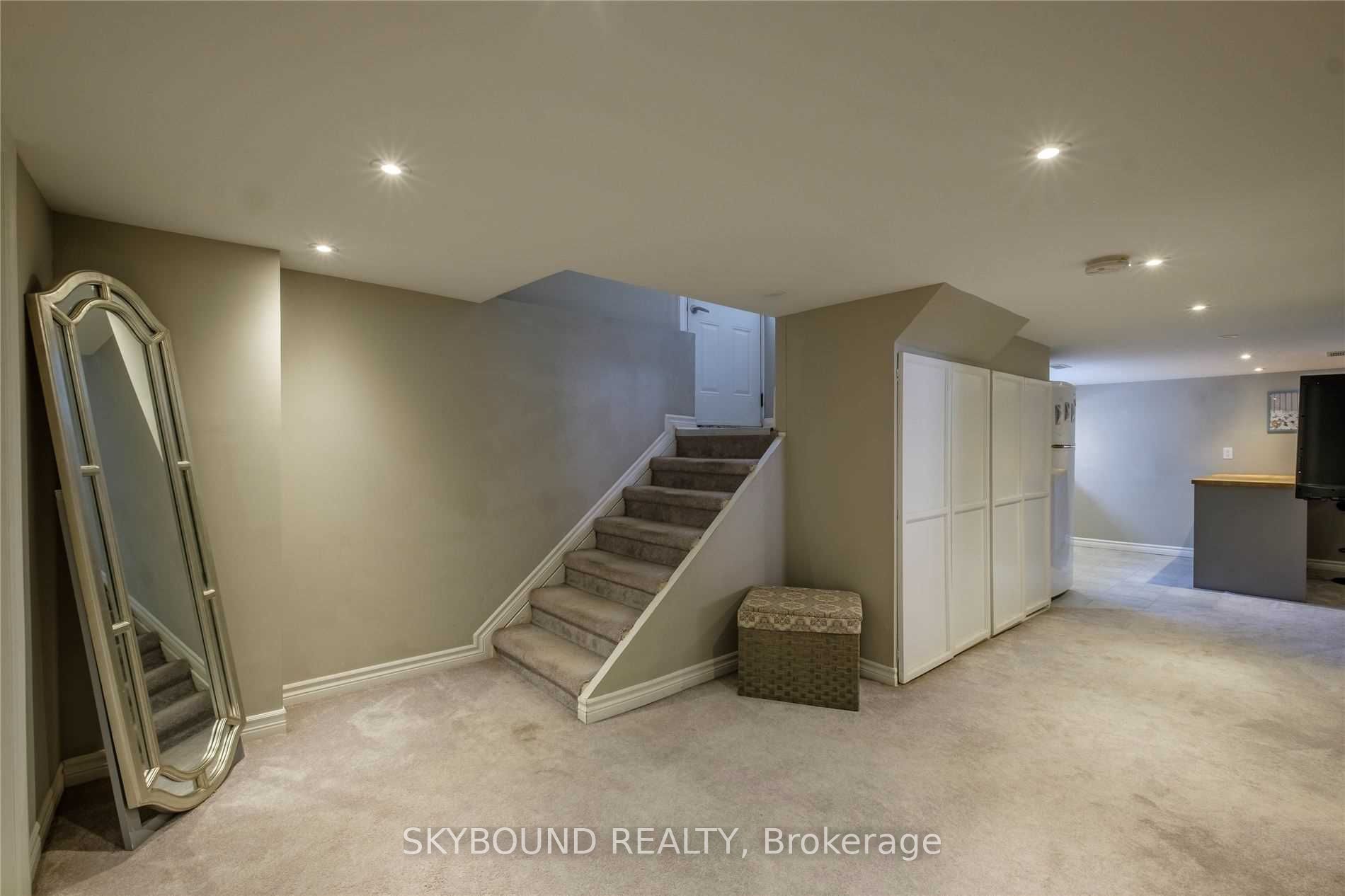 28 East 39th Street Property Photo 16