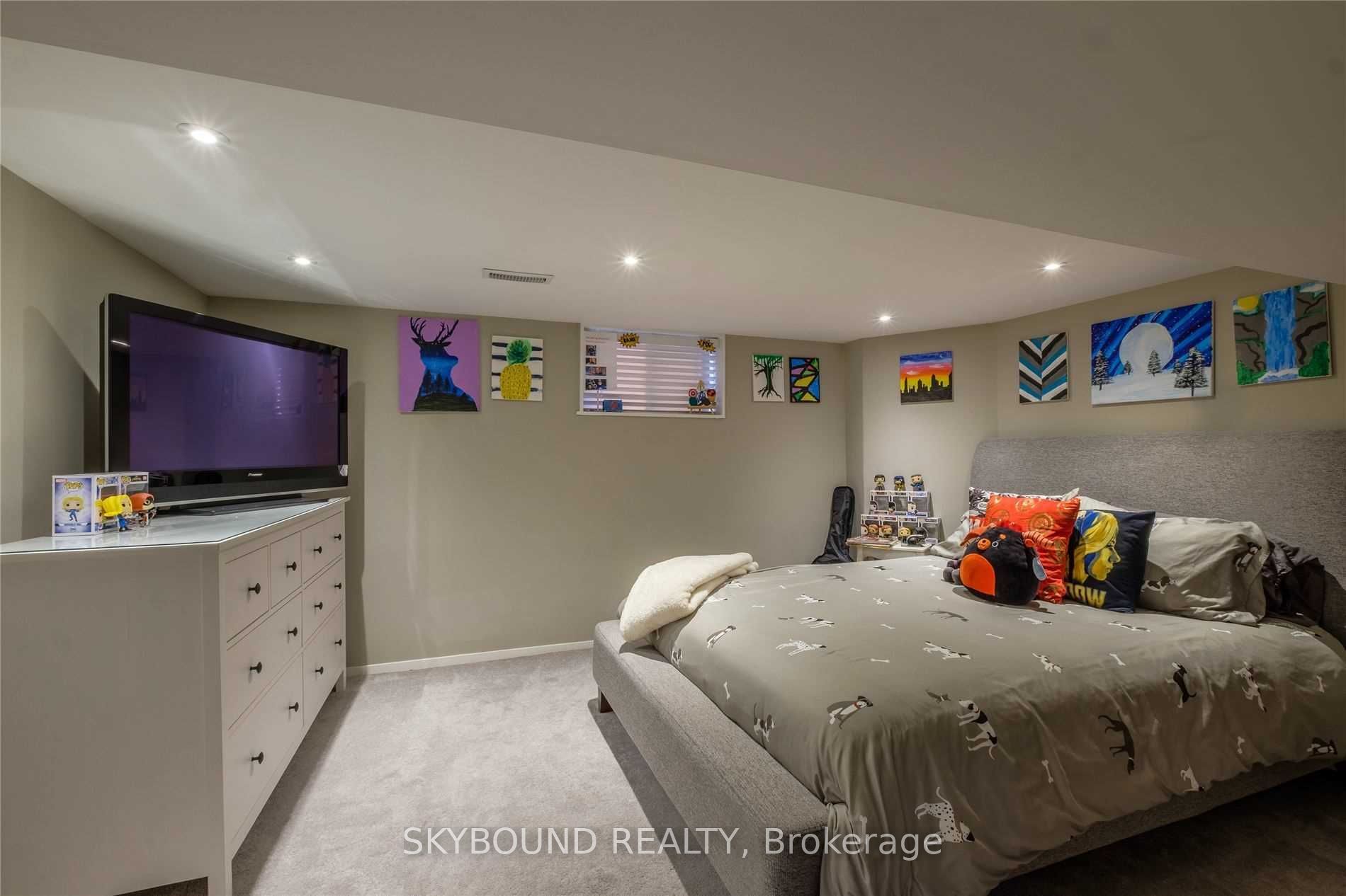 28 East 39th Street Property Photo 17