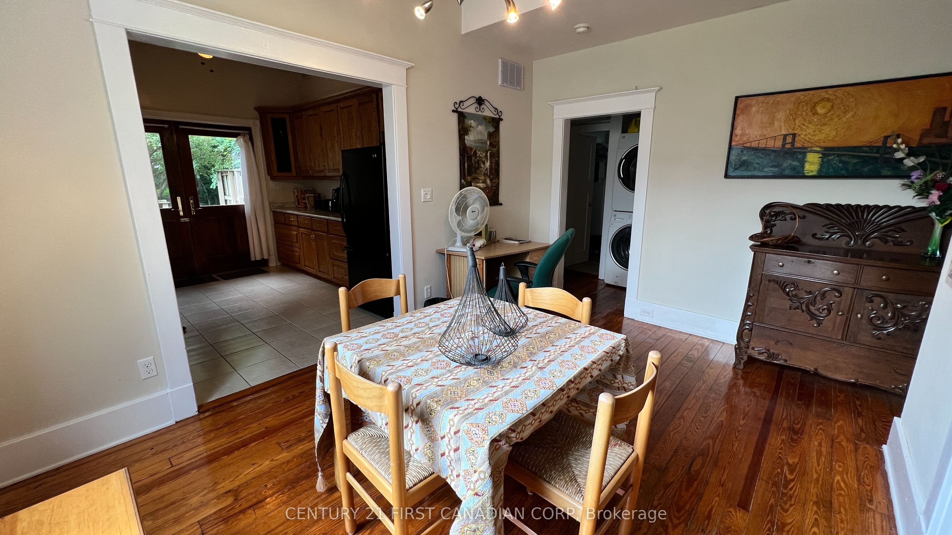52 Becher Street Property Photo 7