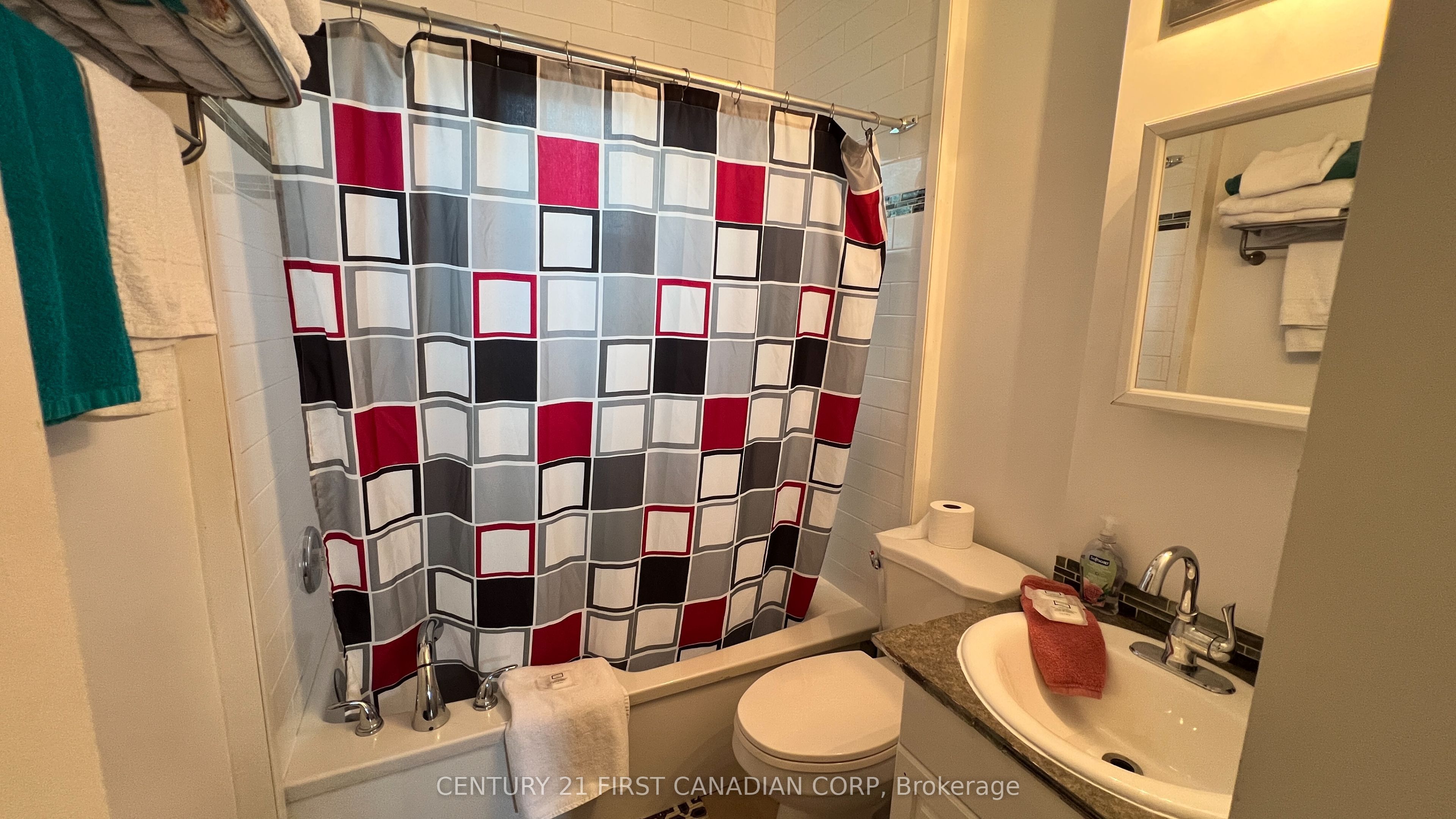 52 Becher Street Property Photo 21
