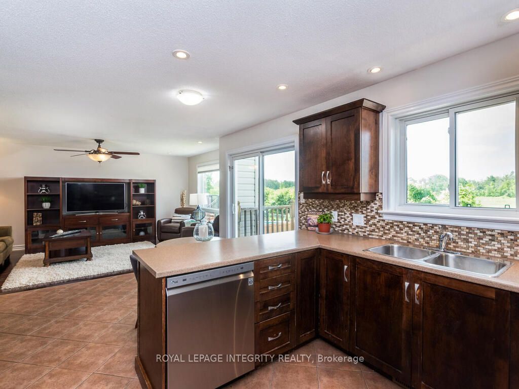 111 Comba Drive Property Photo 13