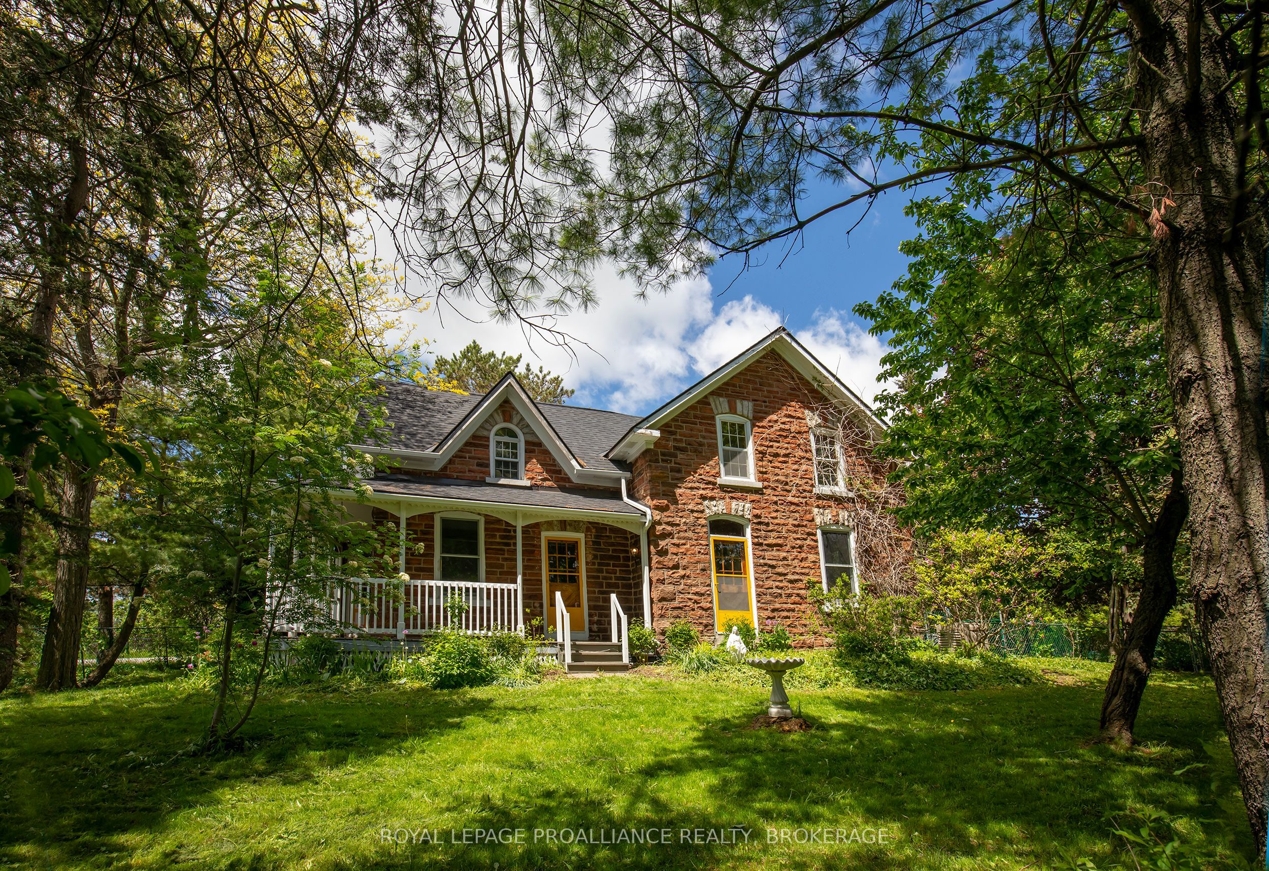 2345 Hughes Road Property Photo 6