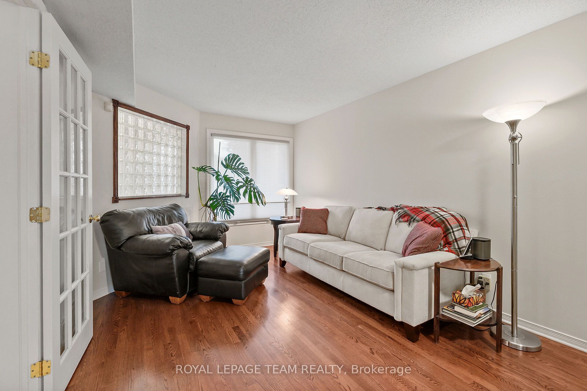 70 College Circle Property Photo 8