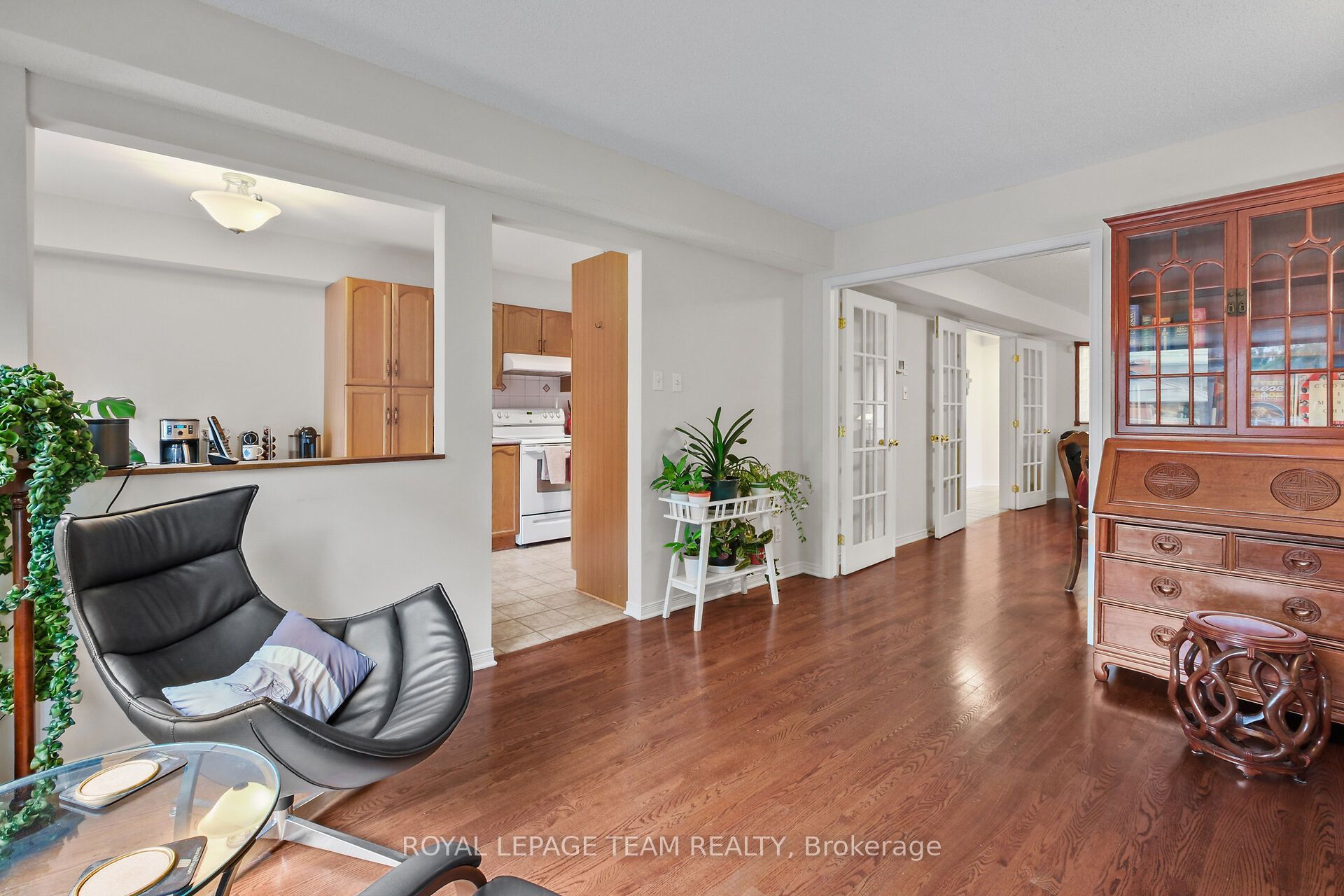 70 College Circle Property Photo 16