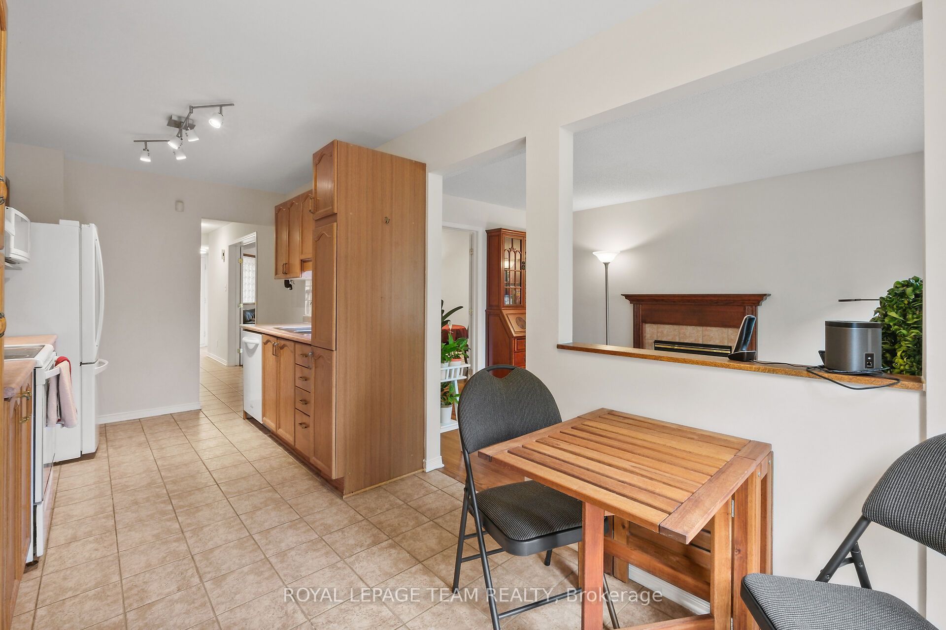 70 College Circle Property Photo 19