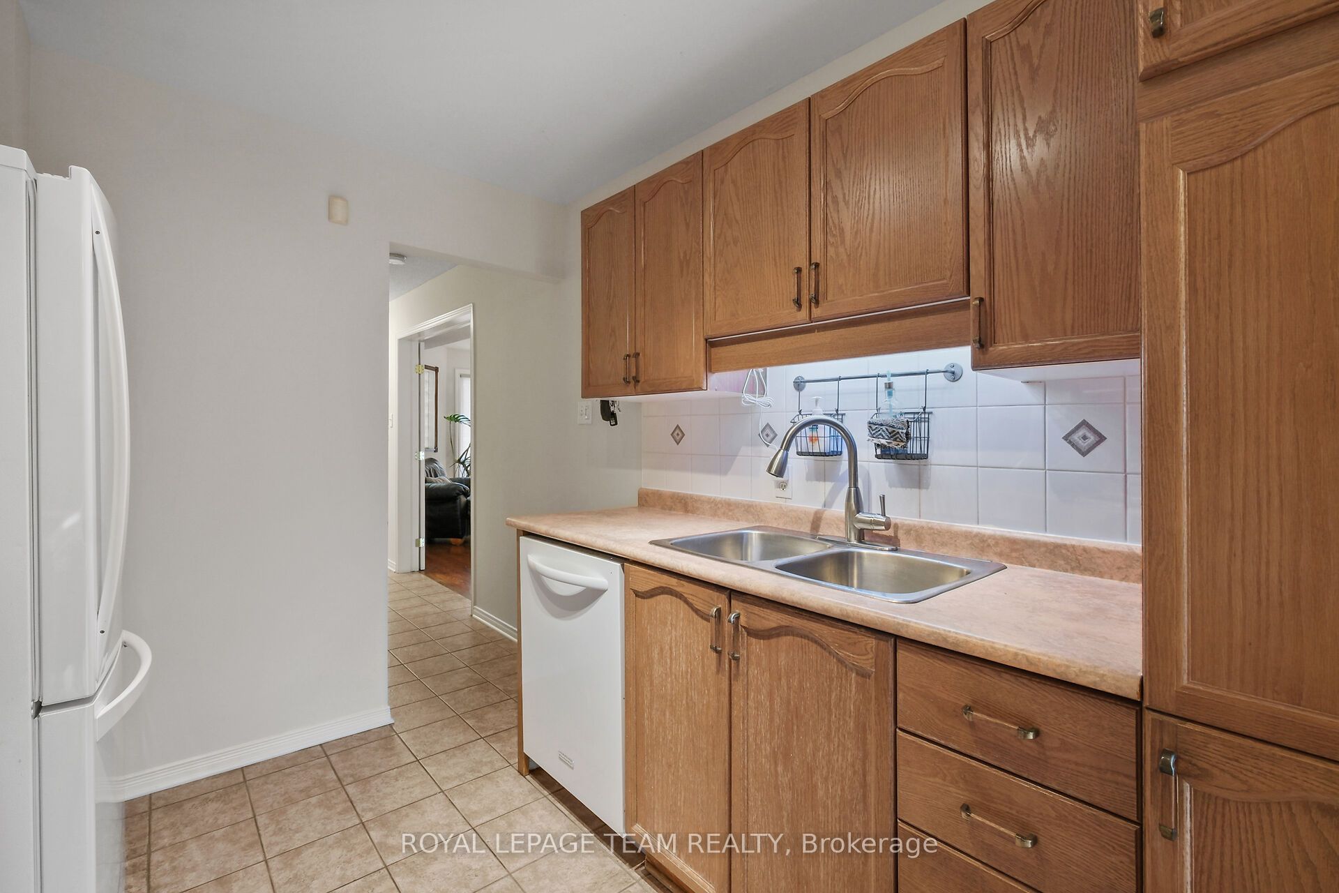 70 College Circle Property Photo 24