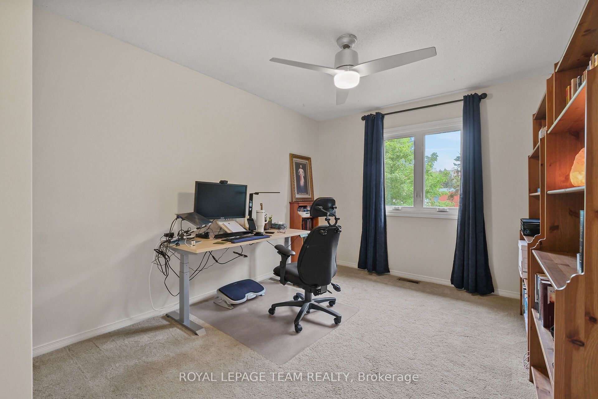 70 College Circle Property Photo 32
