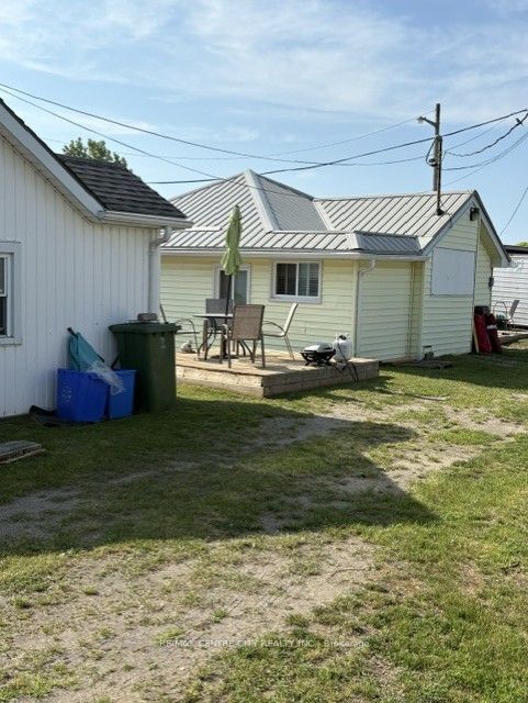 3143 Colin Street Property Photo 23