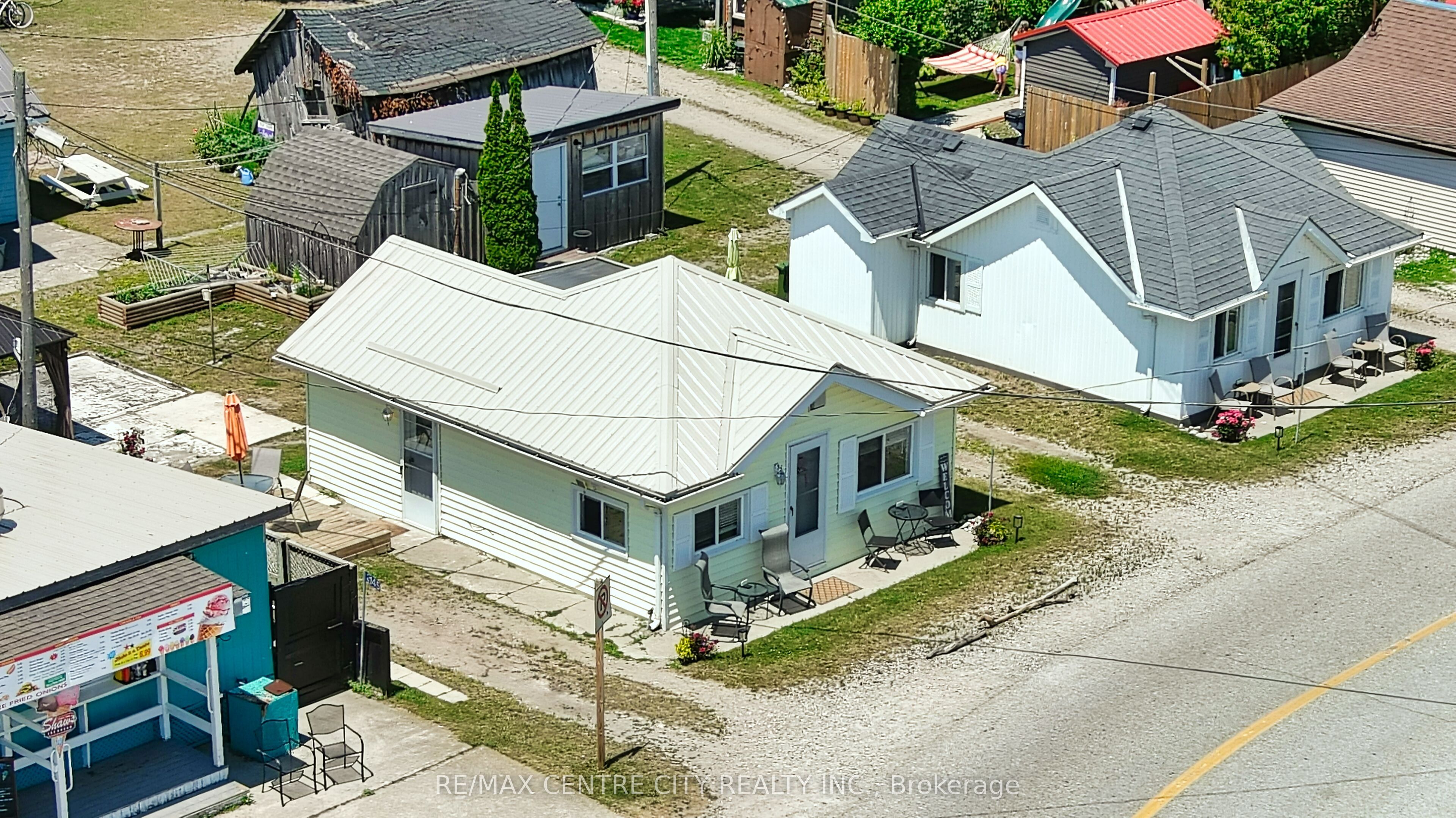 3143 Colin Street Property Photo 42