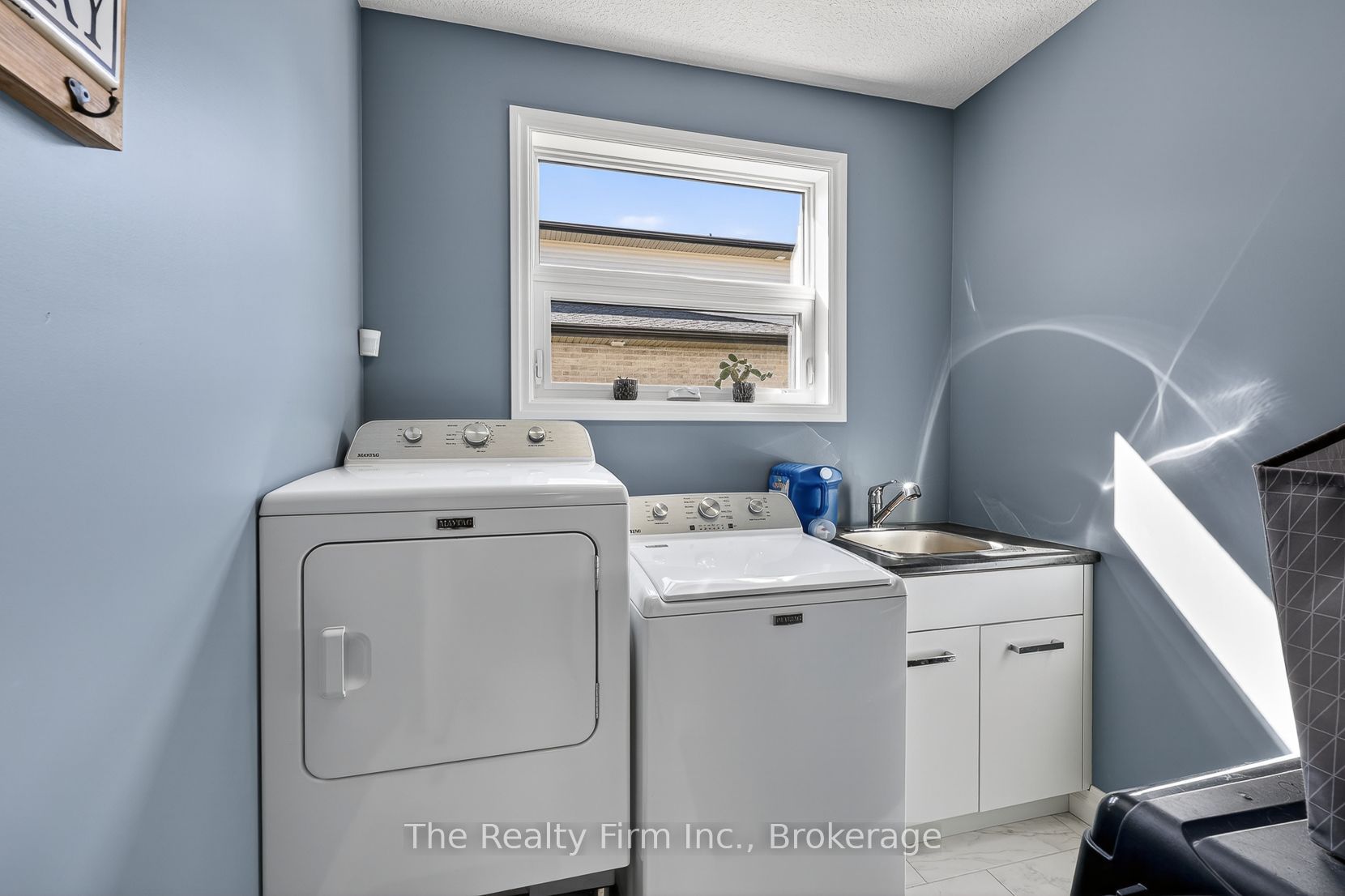 193 Hemlock Street Property Photo 18