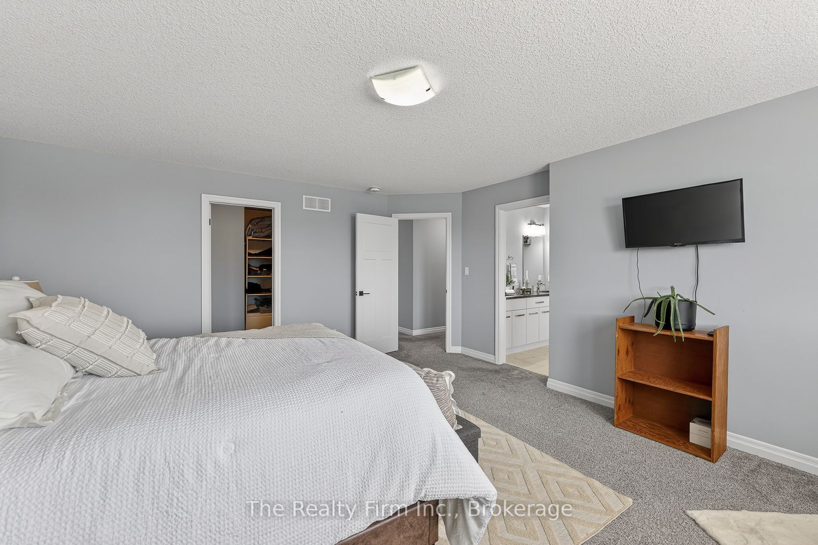 193 Hemlock Street Property Photo 20