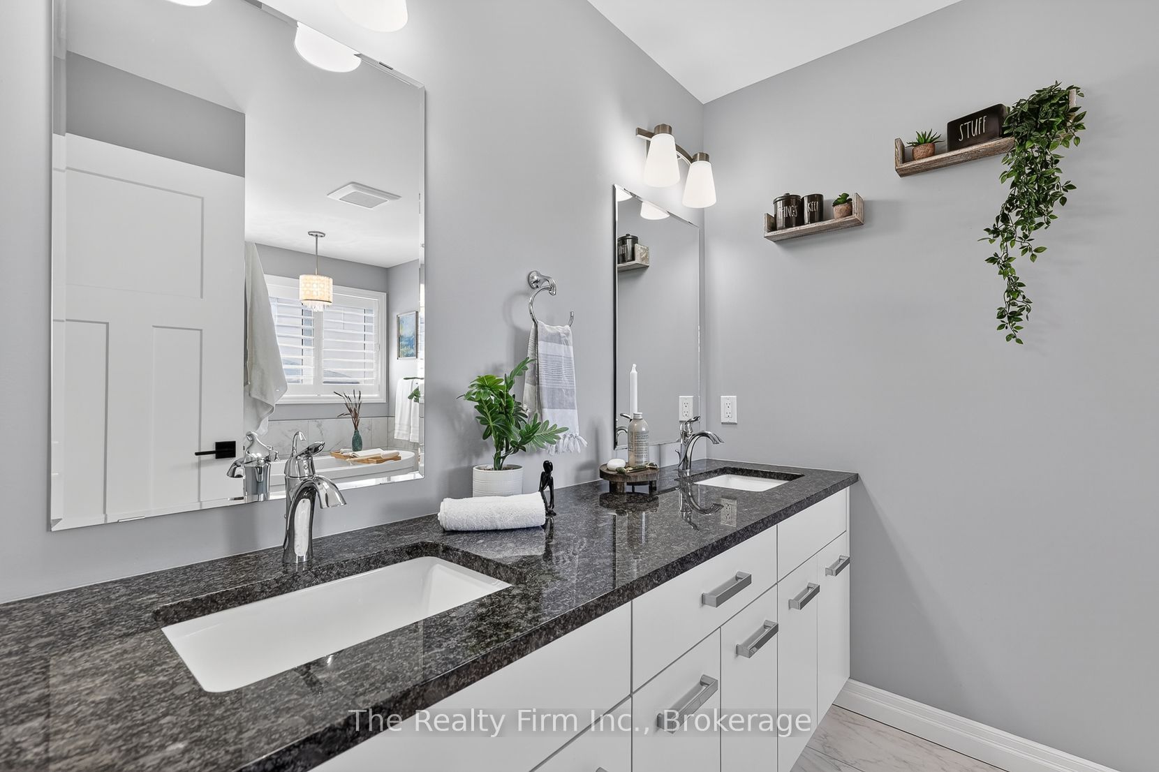 193 Hemlock Street Property Photo 21