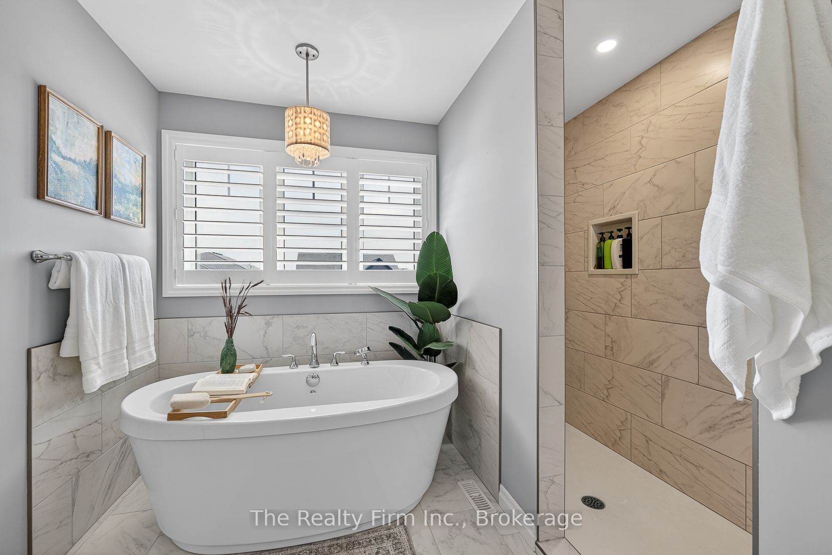 193 Hemlock Street Property Photo 22