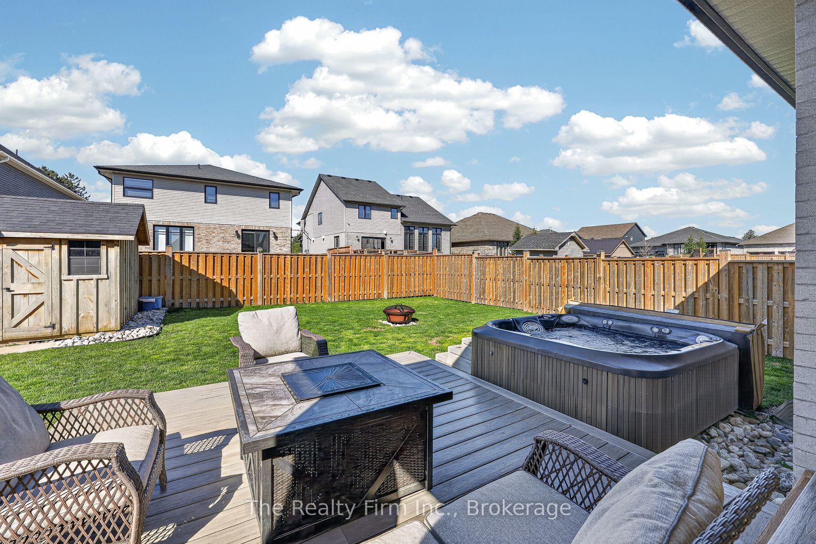 193 Hemlock Street Property Photo 38
