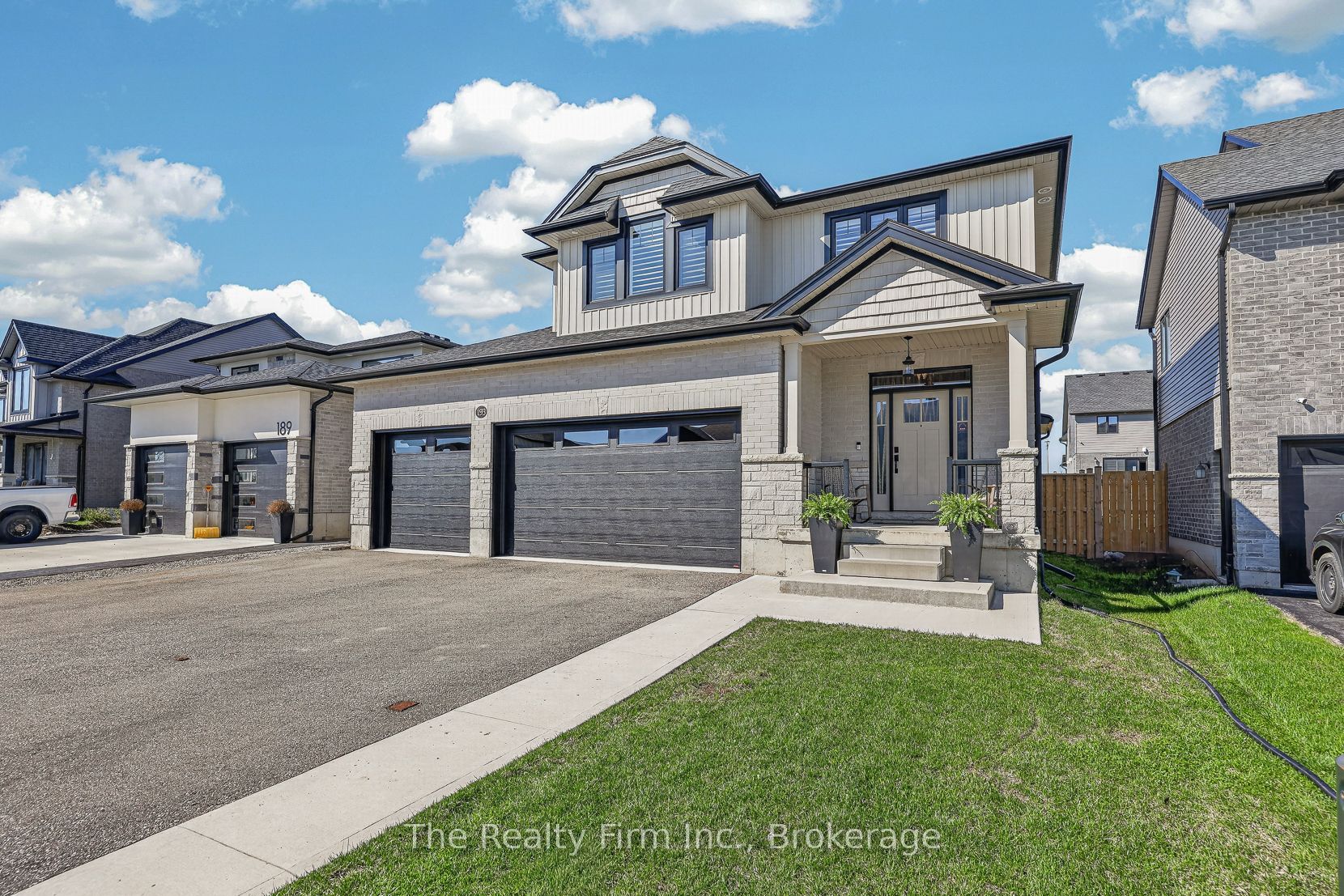 193 Hemlock Street Property Photo 43