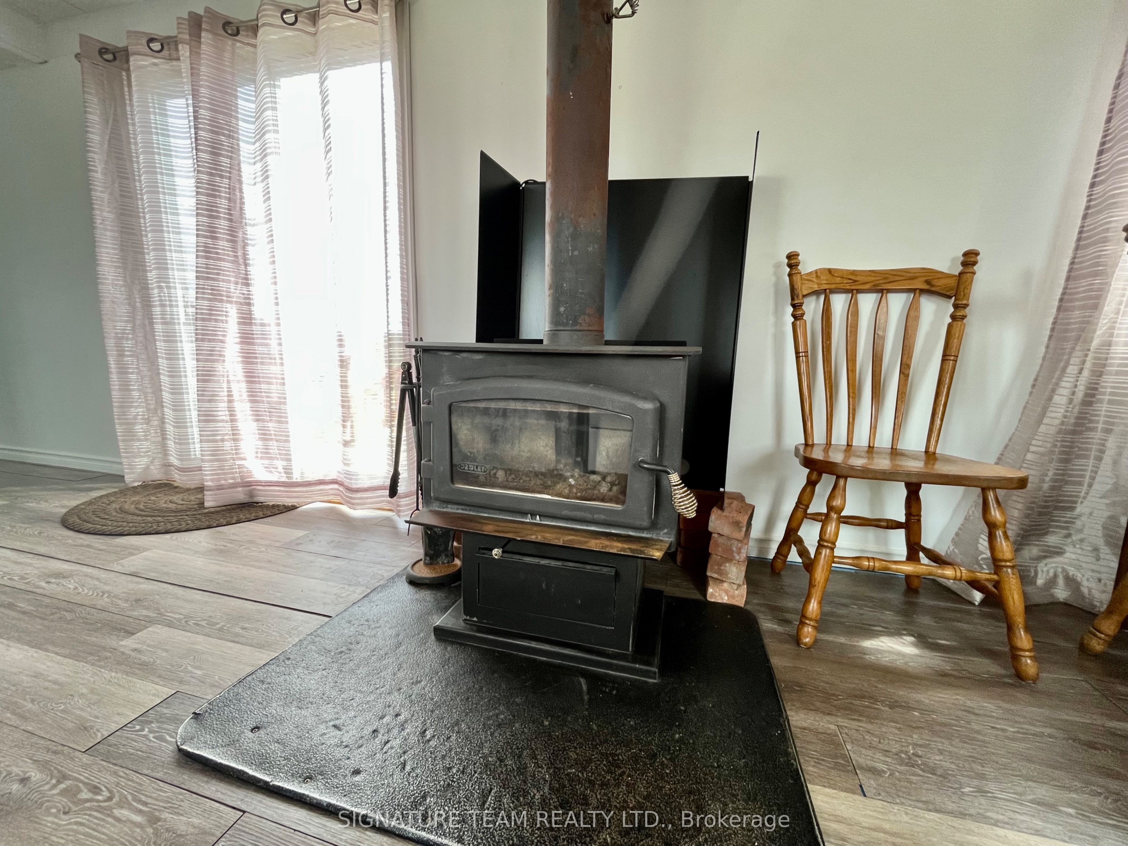 3092 Scotch Bush Road Property Photo 6