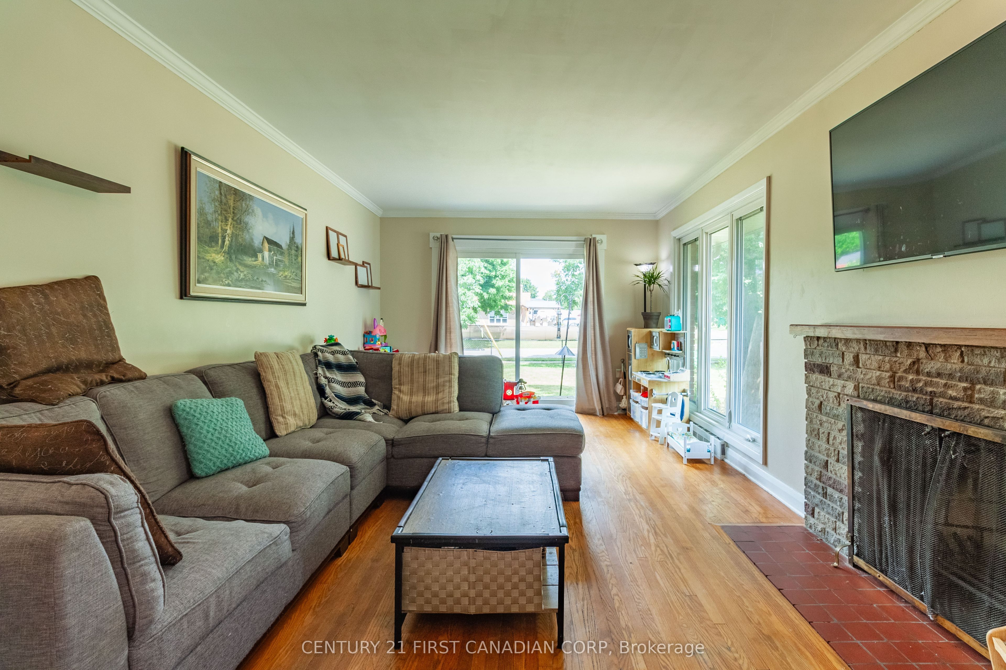 1721 Moffatt Avenue Property Photo 17