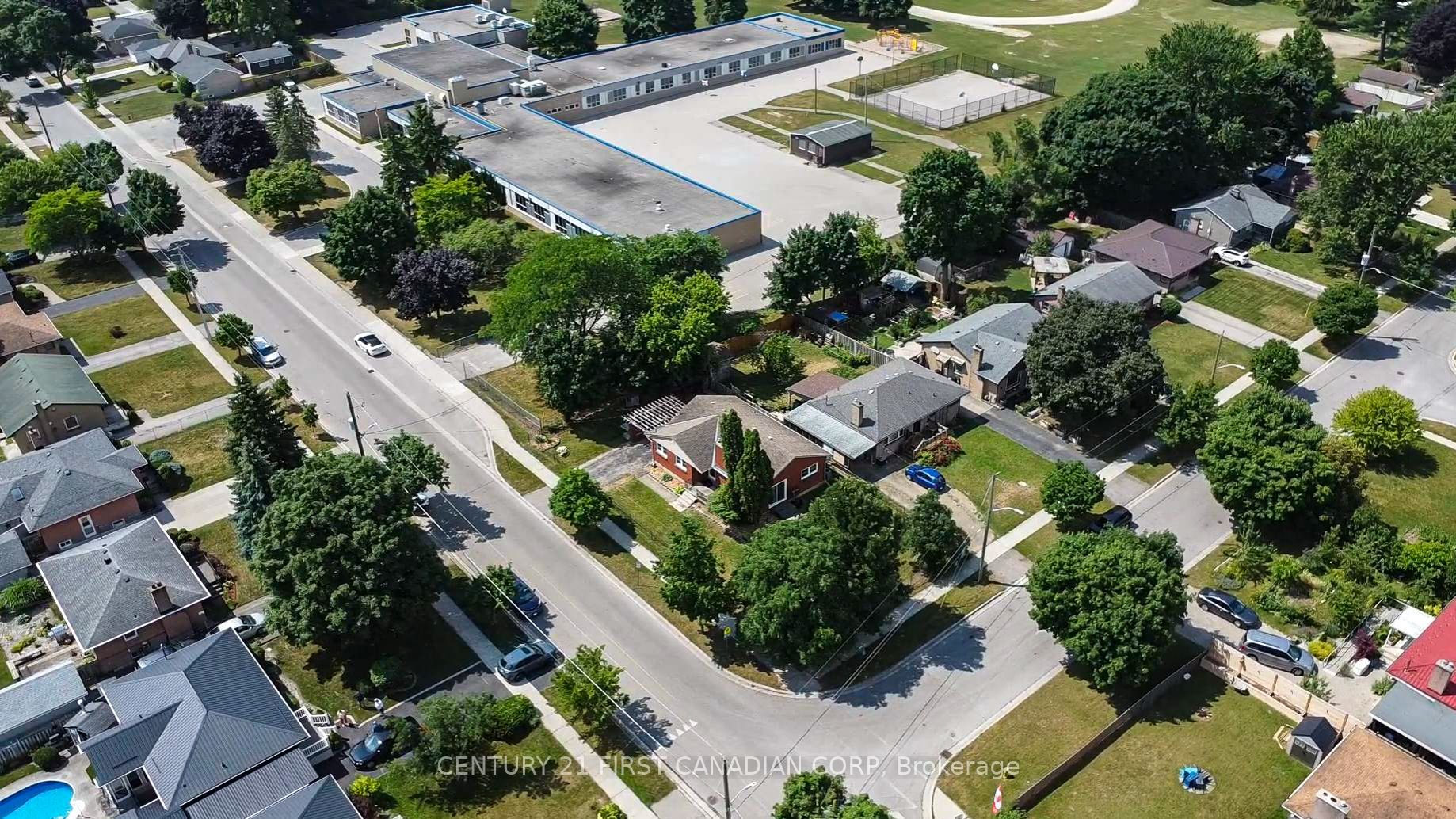 1721 Moffatt Avenue Property Photo 44
