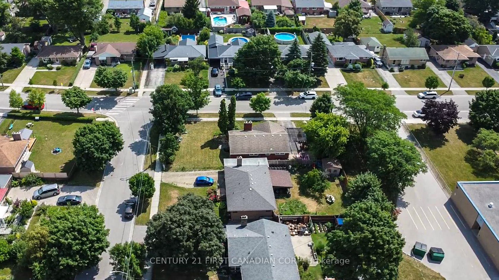 1721 Moffatt Avenue Property Photo 46